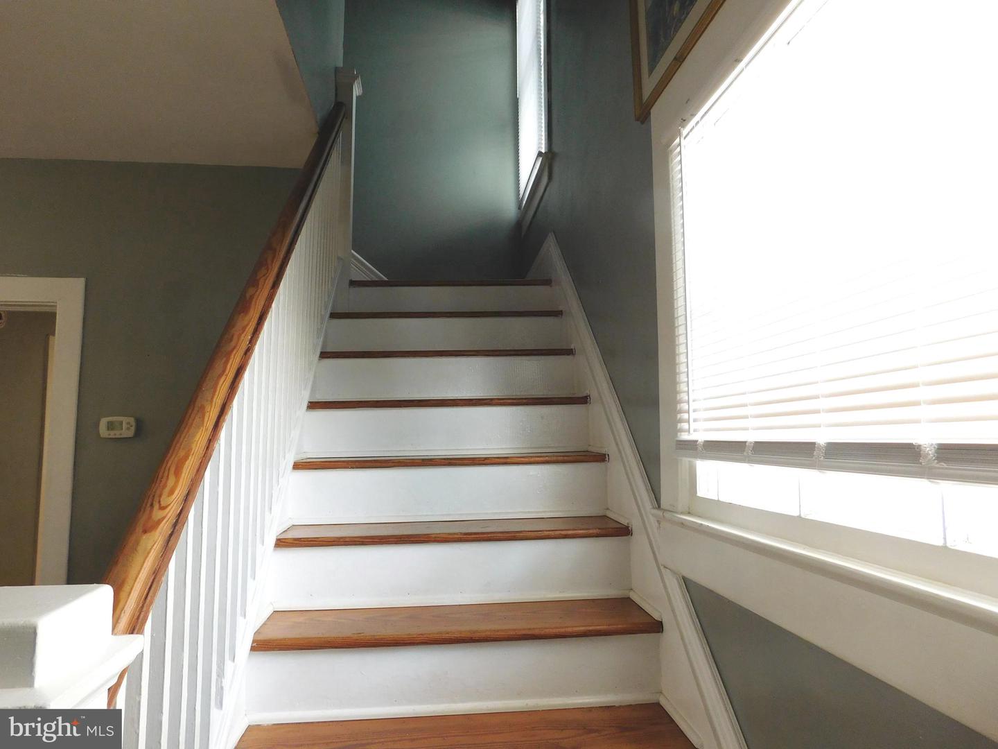 316 VIRGINIA AVE, WINCHESTER, Virginia 22601, 3 Bedrooms Bedrooms, ,1 BathroomBathrooms,Residential,For sale,316 VIRGINIA AVE,VAWI2008912 MLS # VAWI2008912