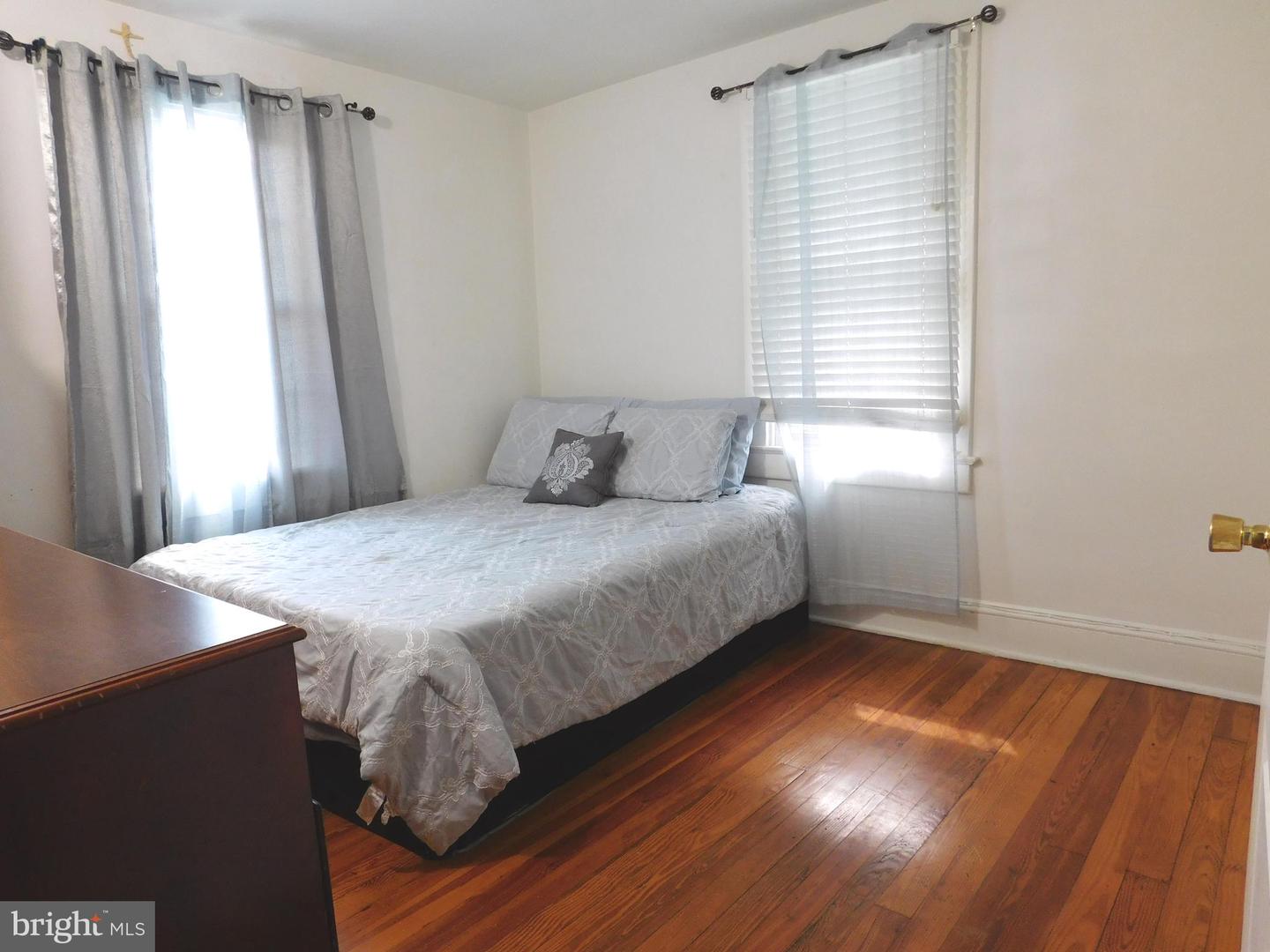 316 VIRGINIA AVE, WINCHESTER, Virginia 22601, 3 Bedrooms Bedrooms, ,1 BathroomBathrooms,Residential,For sale,316 VIRGINIA AVE,VAWI2008912 MLS # VAWI2008912