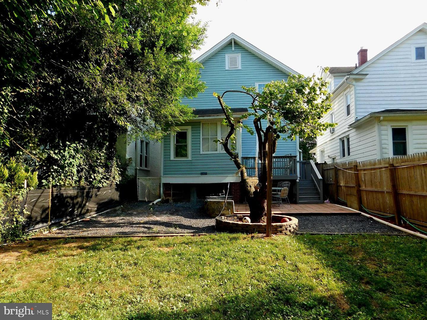 316 VIRGINIA AVE, WINCHESTER, Virginia 22601, 3 Bedrooms Bedrooms, ,1 BathroomBathrooms,Residential,For sale,316 VIRGINIA AVE,VAWI2008912 MLS # VAWI2008912
