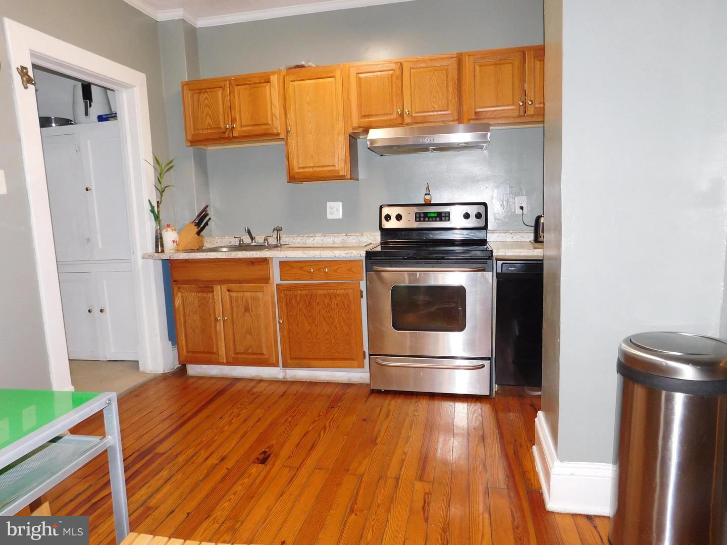 316 VIRGINIA AVE, WINCHESTER, Virginia 22601, 3 Bedrooms Bedrooms, ,1 BathroomBathrooms,Residential,For sale,316 VIRGINIA AVE,VAWI2008912 MLS # VAWI2008912