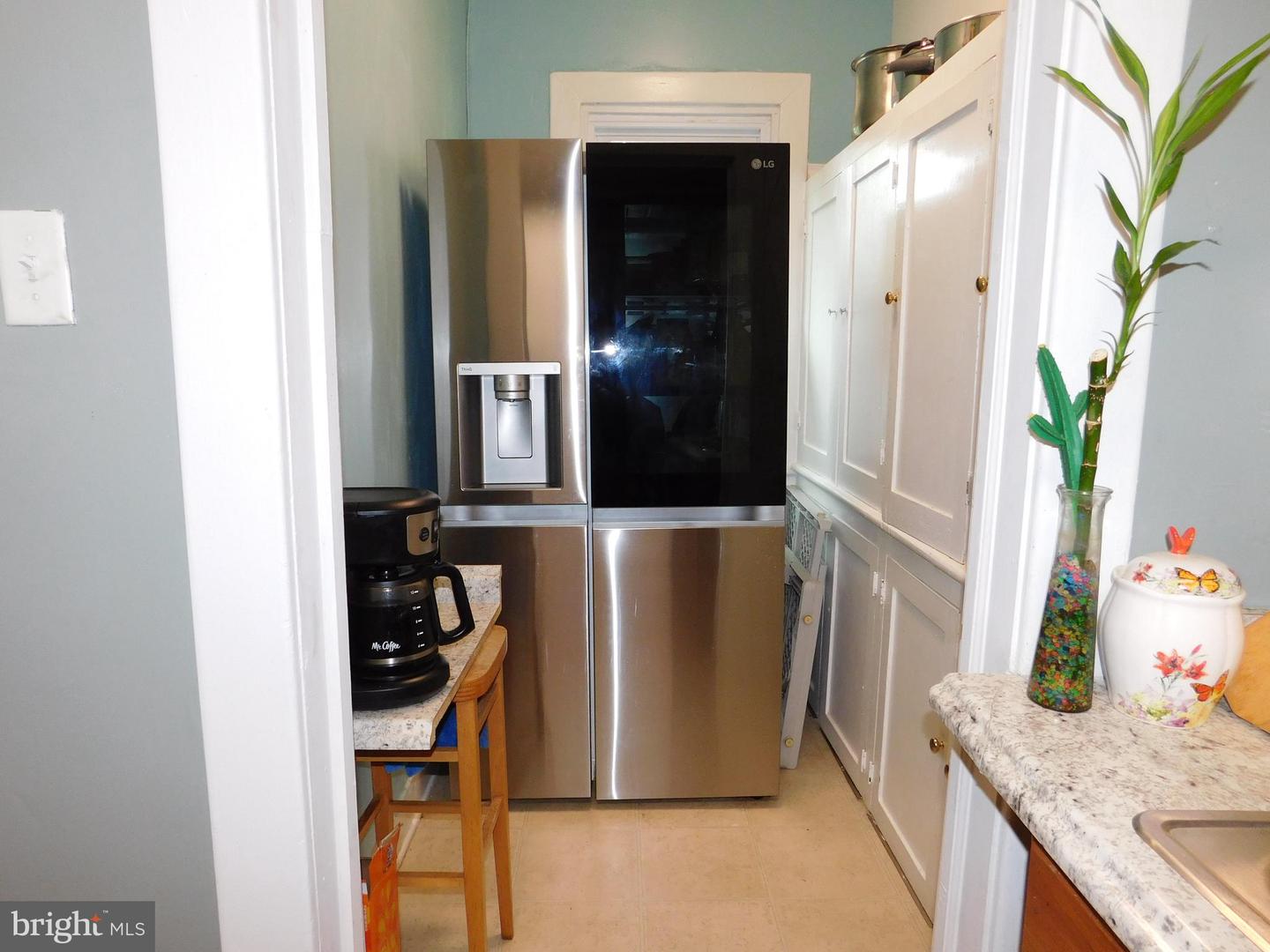 316 VIRGINIA AVE, WINCHESTER, Virginia 22601, 3 Bedrooms Bedrooms, ,1 BathroomBathrooms,Residential,For sale,316 VIRGINIA AVE,VAWI2008912 MLS # VAWI2008912