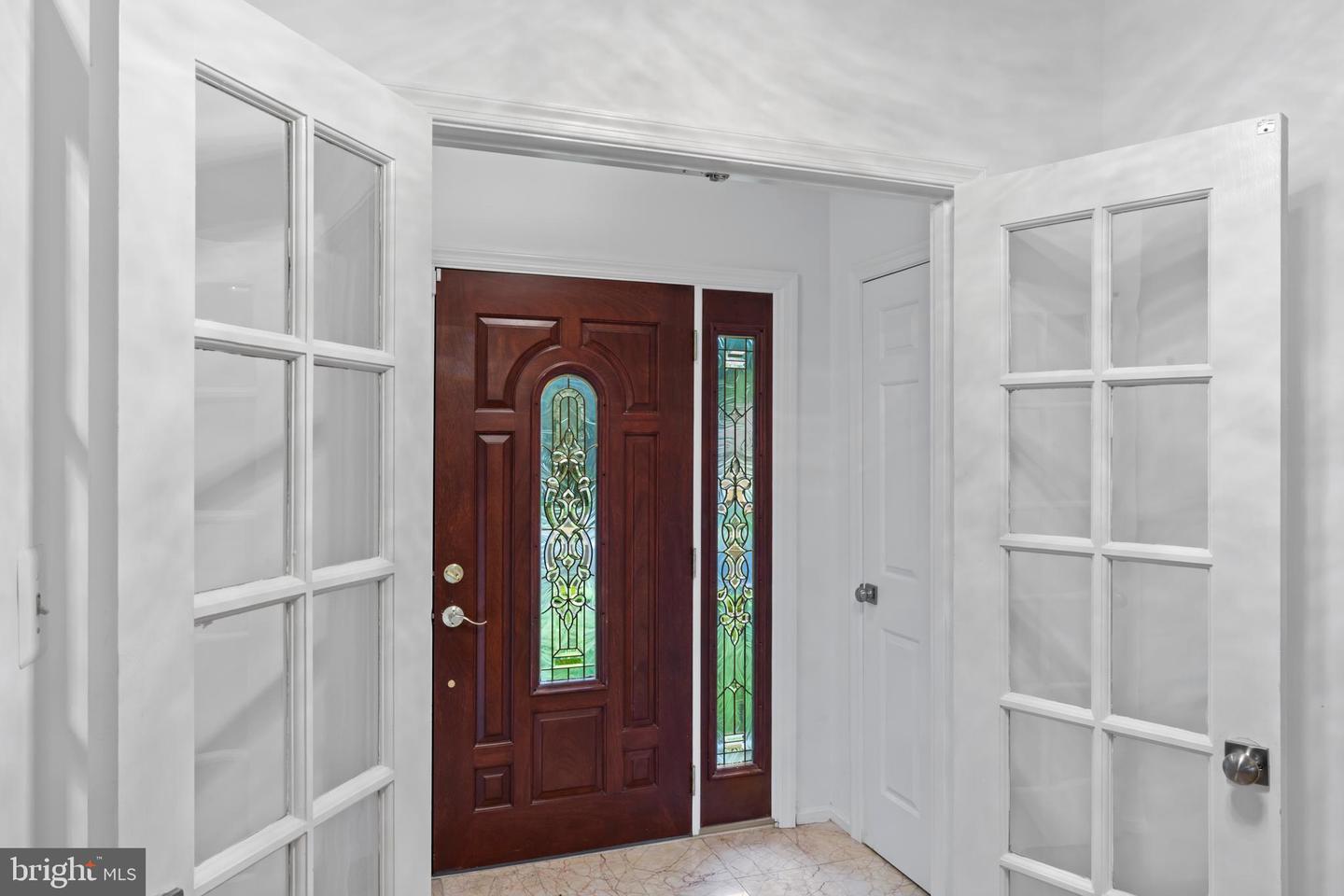 1950 WEYBRIDGE LN, RESTON, Virginia 20191, 5 Bedrooms Bedrooms, ,4 BathroomsBathrooms,Residential,For sale,1950 WEYBRIDGE LN,VAFX2262102 MLS # VAFX2262102