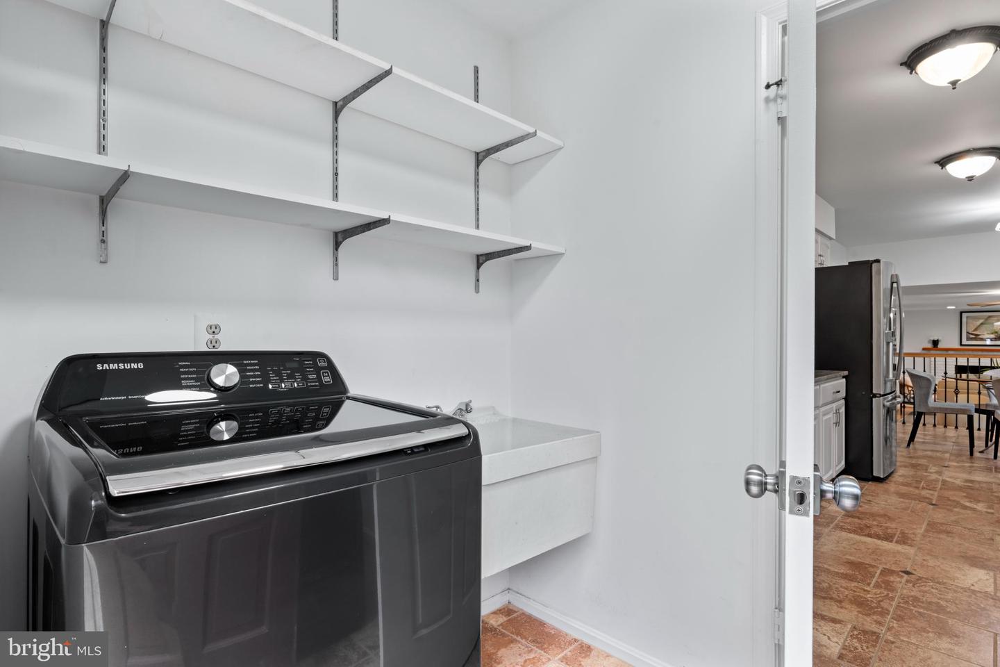 1950 WEYBRIDGE LN, RESTON, Virginia 20191, 5 Bedrooms Bedrooms, ,4 BathroomsBathrooms,Residential,For sale,1950 WEYBRIDGE LN,VAFX2262102 MLS # VAFX2262102