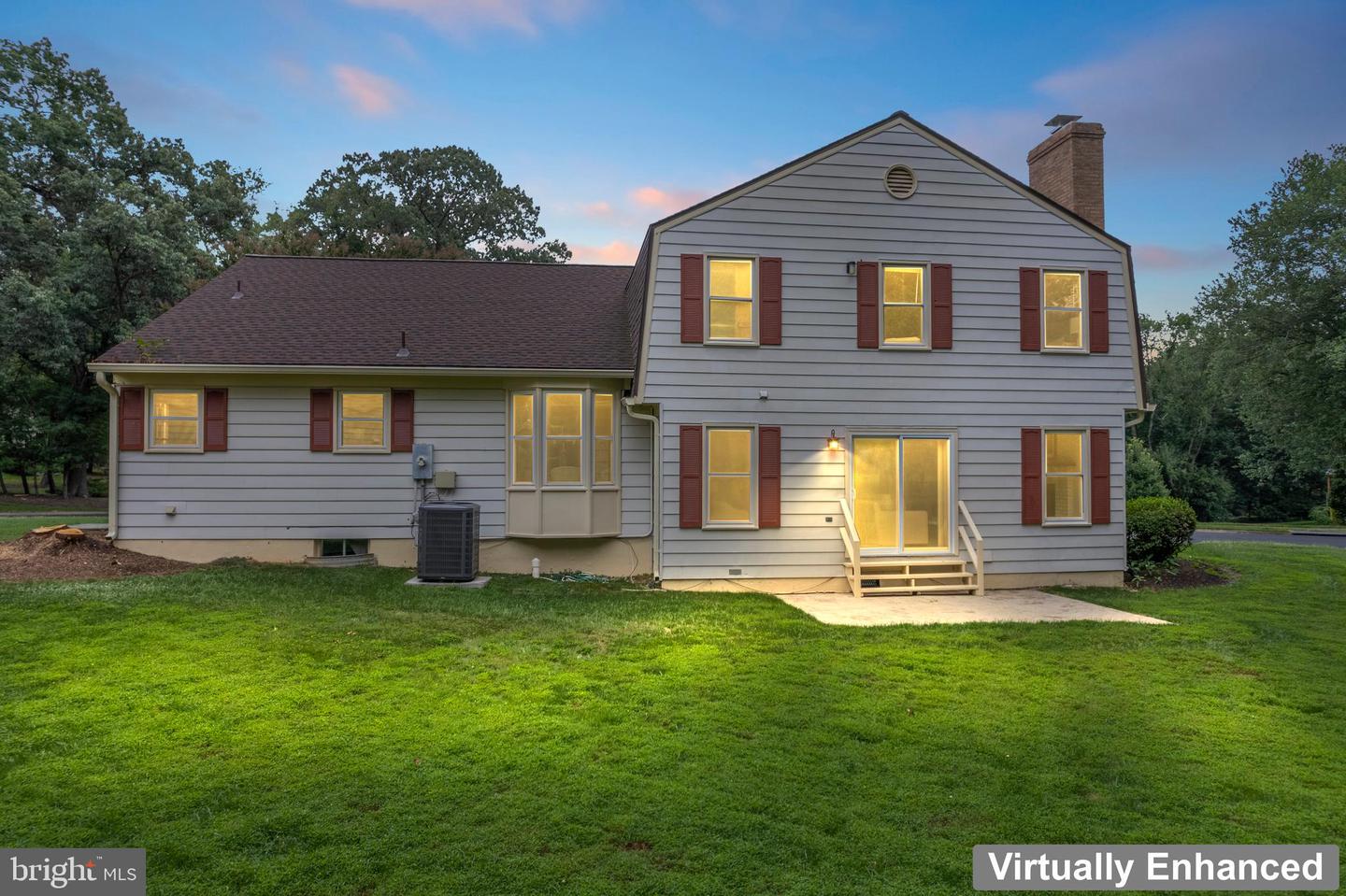 1950 WEYBRIDGE LN, RESTON, Virginia 20191, 5 Bedrooms Bedrooms, ,4 BathroomsBathrooms,Residential,For sale,1950 WEYBRIDGE LN,VAFX2262102 MLS # VAFX2262102