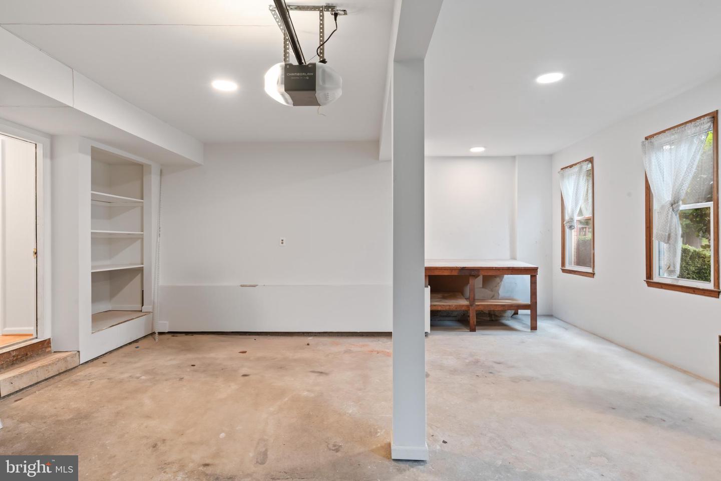 1950 WEYBRIDGE LN, RESTON, Virginia 20191, 5 Bedrooms Bedrooms, ,4 BathroomsBathrooms,Residential,For sale,1950 WEYBRIDGE LN,VAFX2262102 MLS # VAFX2262102