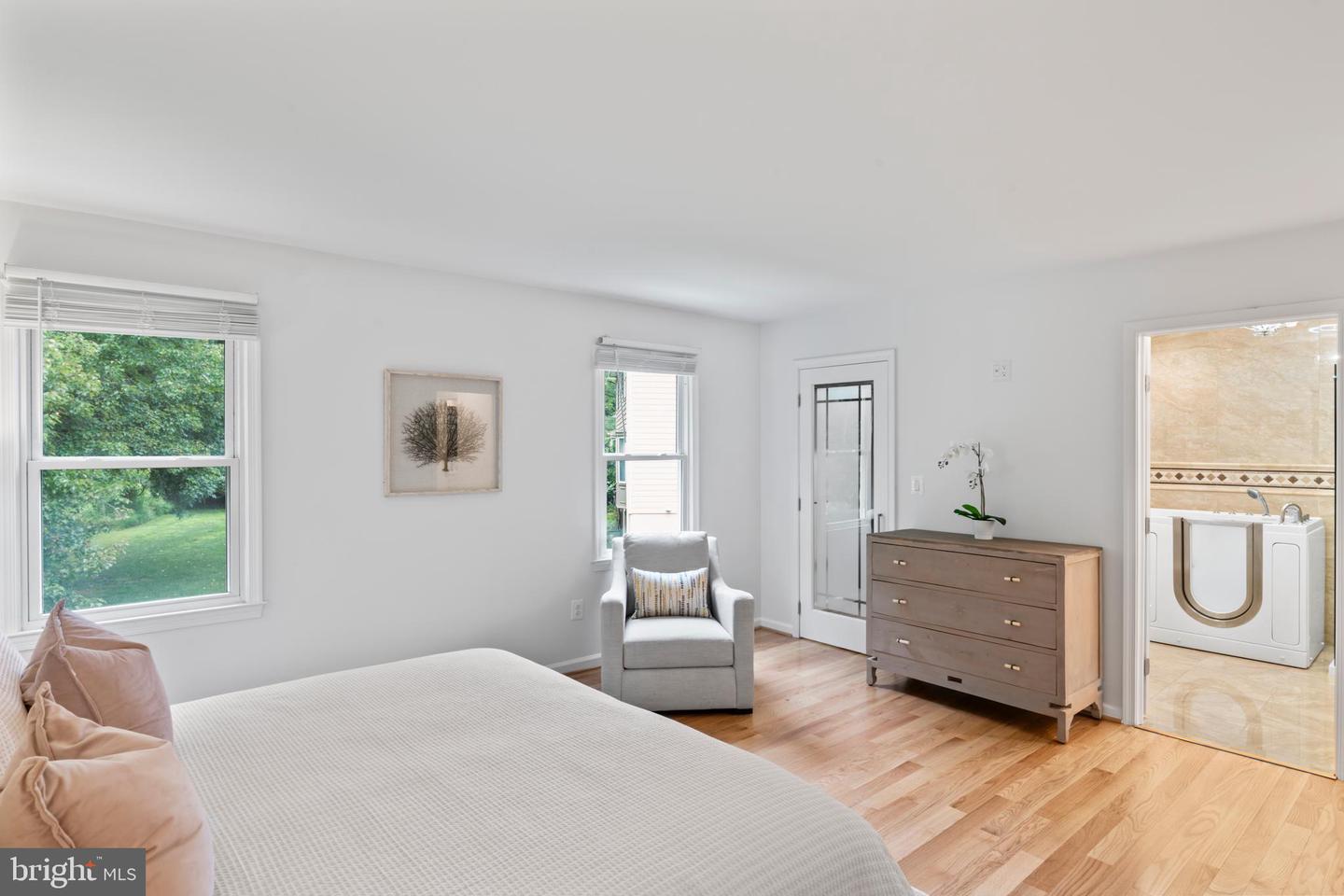 1950 WEYBRIDGE LN, RESTON, Virginia 20191, 5 Bedrooms Bedrooms, ,4 BathroomsBathrooms,Residential,For sale,1950 WEYBRIDGE LN,VAFX2262102 MLS # VAFX2262102
