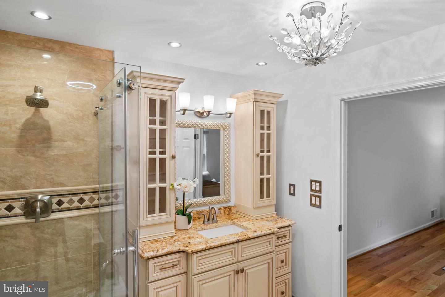 1950 WEYBRIDGE LN, RESTON, Virginia 20191, 5 Bedrooms Bedrooms, ,4 BathroomsBathrooms,Residential,For sale,1950 WEYBRIDGE LN,VAFX2262102 MLS # VAFX2262102