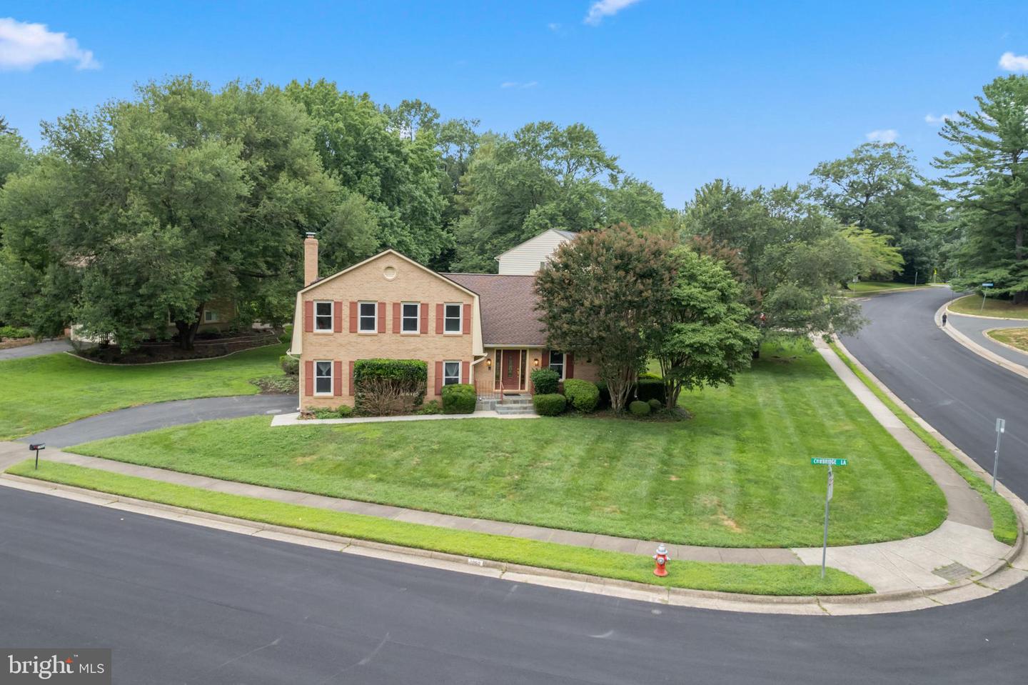 1950 WEYBRIDGE LN, RESTON, Virginia 20191, 5 Bedrooms Bedrooms, ,4 BathroomsBathrooms,Residential,For sale,1950 WEYBRIDGE LN,VAFX2262102 MLS # VAFX2262102