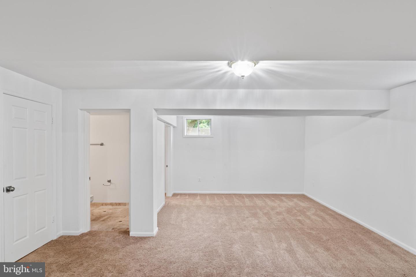 1950 WEYBRIDGE LN, RESTON, Virginia 20191, 5 Bedrooms Bedrooms, ,4 BathroomsBathrooms,Residential,For sale,1950 WEYBRIDGE LN,VAFX2262102 MLS # VAFX2262102