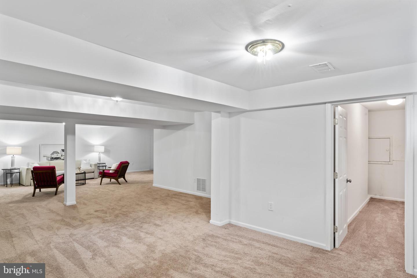 1950 WEYBRIDGE LN, RESTON, Virginia 20191, 5 Bedrooms Bedrooms, ,4 BathroomsBathrooms,Residential,For sale,1950 WEYBRIDGE LN,VAFX2262102 MLS # VAFX2262102