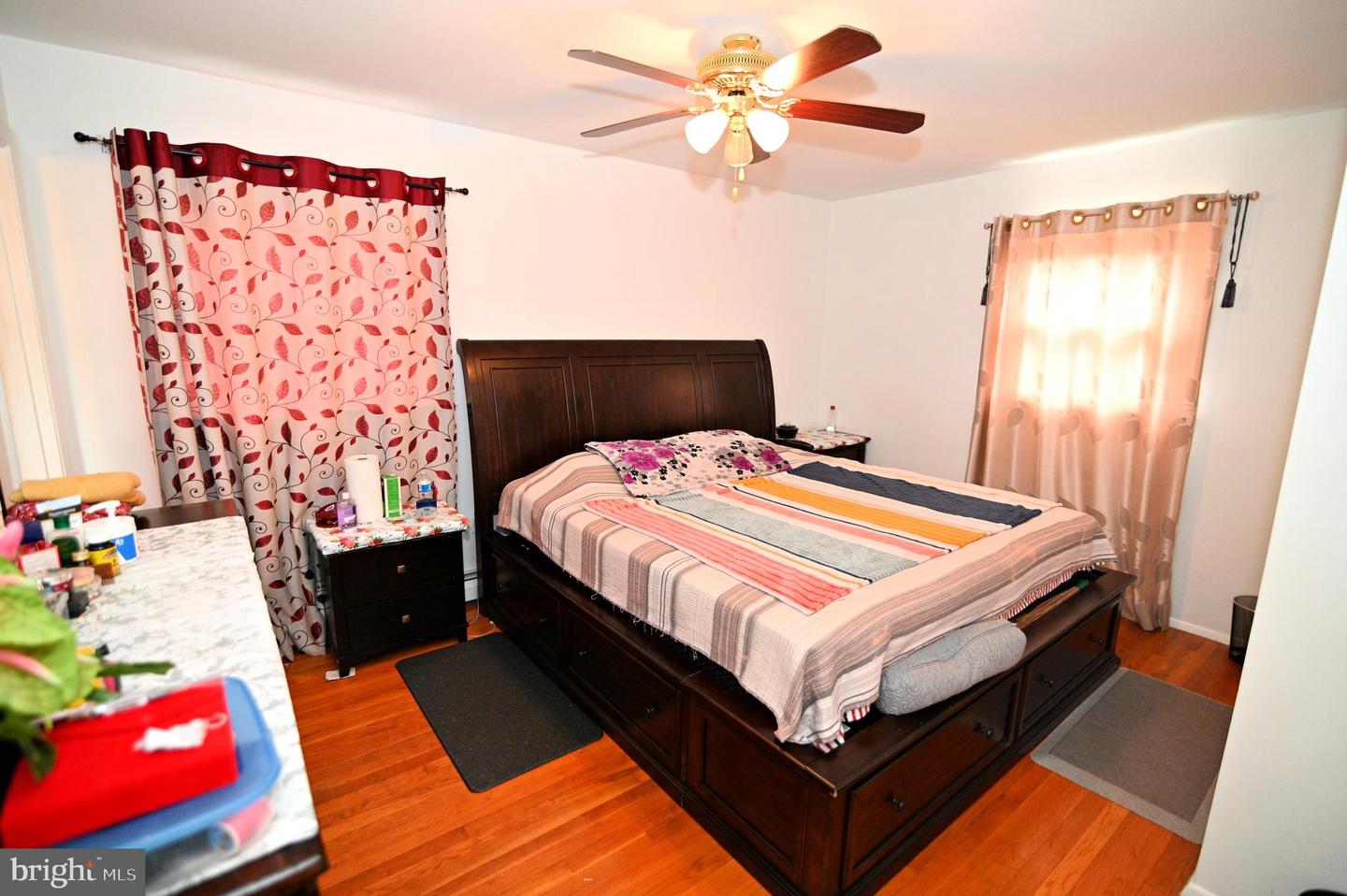 2219 MADISON CT, WOODBRIDGE, Virginia 22191, 6 Bedrooms Bedrooms, ,3 BathroomsBathrooms,Residential,For sale,2219 MADISON CT,VAPW2101816 MLS # VAPW2101816
