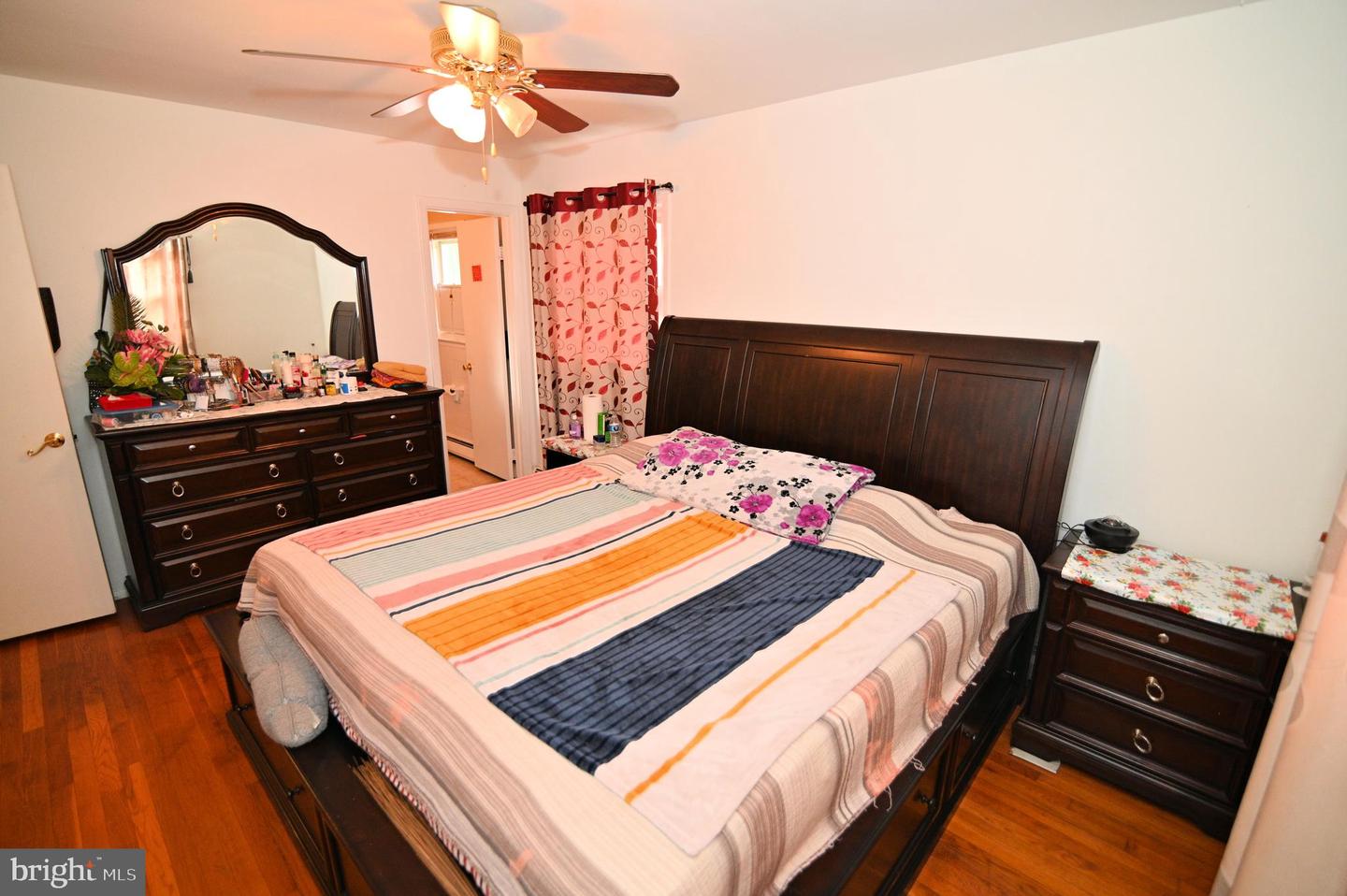2219 MADISON CT, WOODBRIDGE, Virginia 22191, 6 Bedrooms Bedrooms, ,3 BathroomsBathrooms,Residential,For sale,2219 MADISON CT,VAPW2101816 MLS # VAPW2101816