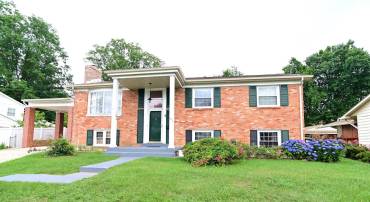 2219 MADISON CT, WOODBRIDGE, Virginia 22191, 6 Bedrooms Bedrooms, ,3 BathroomsBathrooms,Residential,For sale,2219 MADISON CT,VAPW2101816 MLS # VAPW2101816