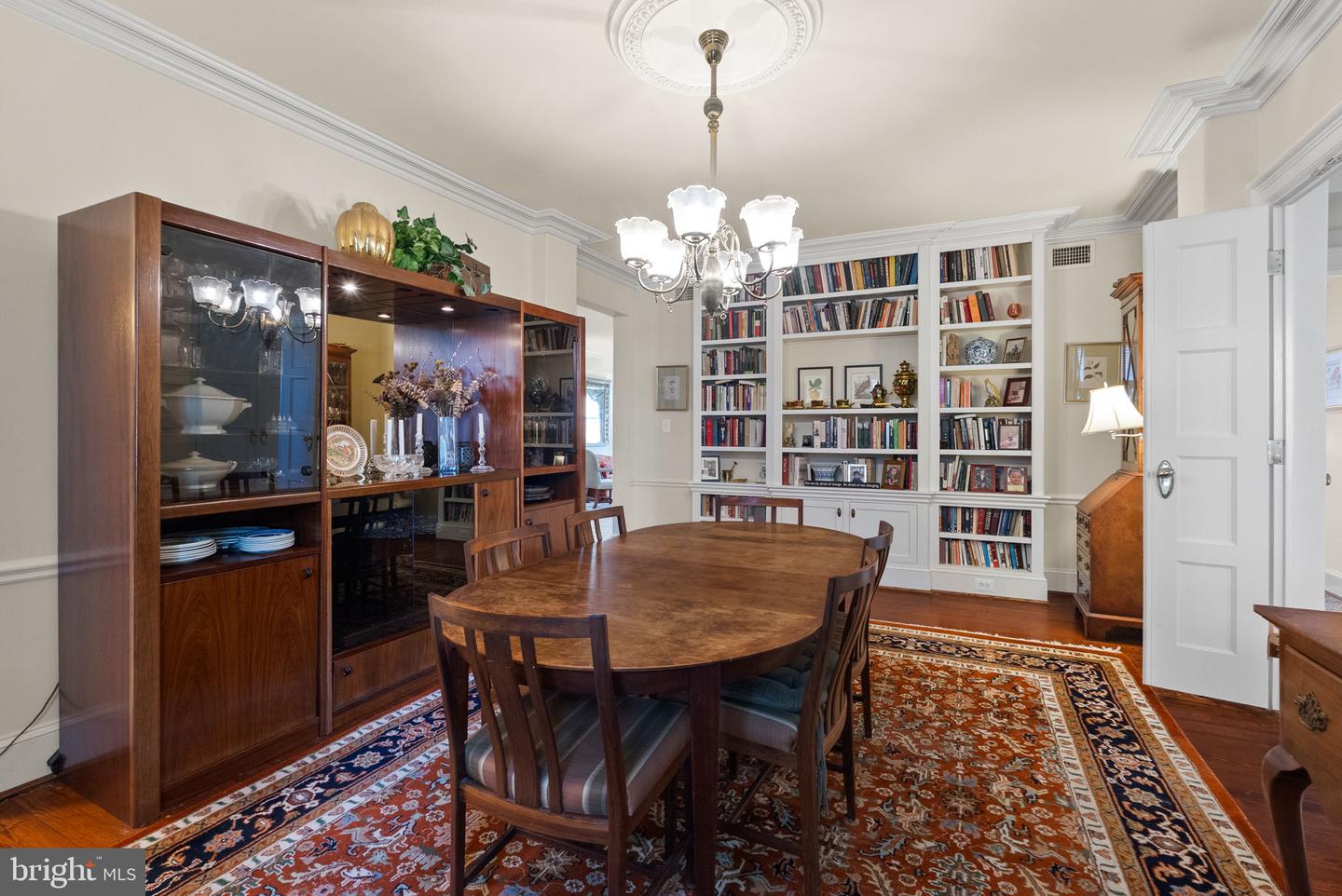 2022 COLUMBIA RD NW #502, WASHINGTON, District Of Columbia 20009, 3 Bedrooms Bedrooms, ,2 BathroomsBathrooms,Residential,For sale,2022 COLUMBIA RD NW #502,DCDC2215798 MLS # DCDC2215798