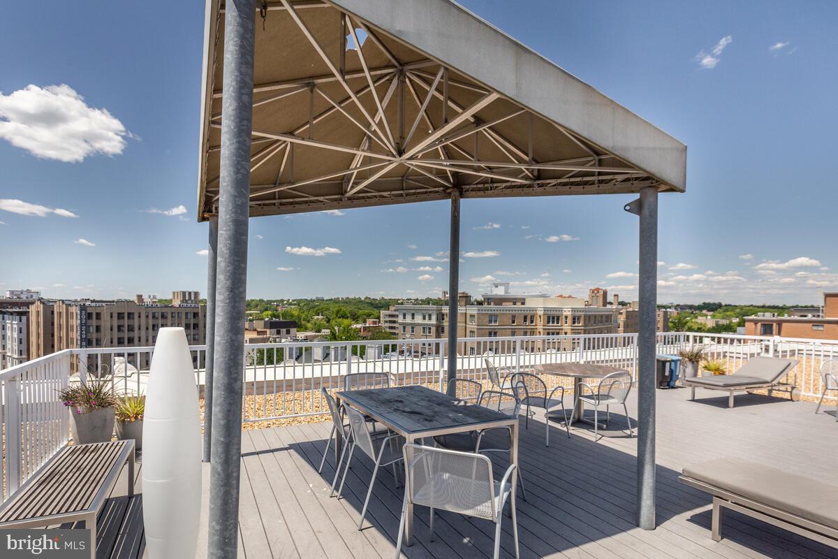 2022 COLUMBIA RD NW #502, WASHINGTON, District Of Columbia 20009, 3 Bedrooms Bedrooms, ,2 BathroomsBathrooms,Residential,For sale,2022 COLUMBIA RD NW #502,DCDC2215798 MLS # DCDC2215798