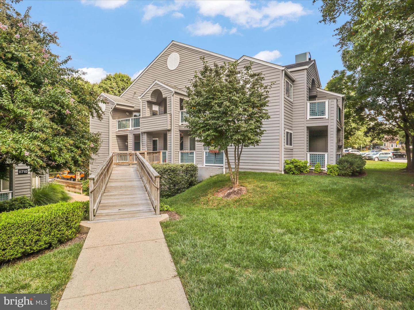 1504-C SUMMERCHASE CT #1504-C, RESTON, Virginia 20194, 2 Bedrooms Bedrooms, ,2 BathroomsBathrooms,Residential,For sale,1504-C SUMMERCHASE CT #1504-C,VAFX2262108 MLS # VAFX2262108