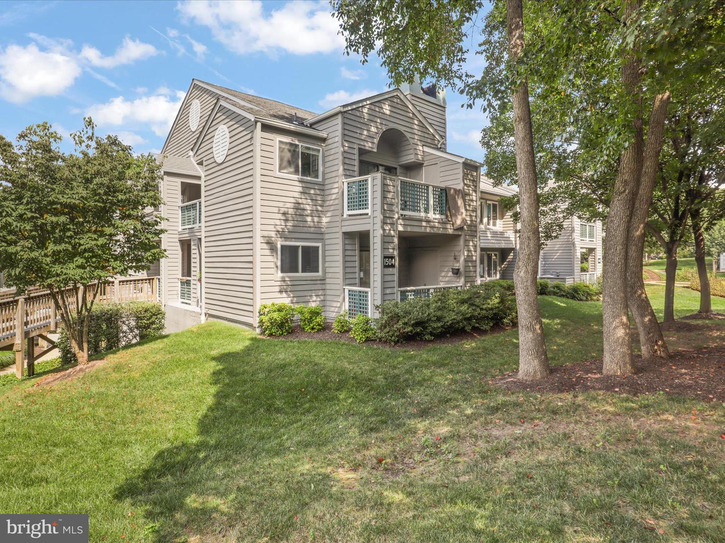 1504-C SUMMERCHASE CT #1504-C, RESTON, Virginia 20194, 2 Bedrooms Bedrooms, ,2 BathroomsBathrooms,Residential,For sale,1504-C SUMMERCHASE CT #1504-C,VAFX2262108 MLS # VAFX2262108