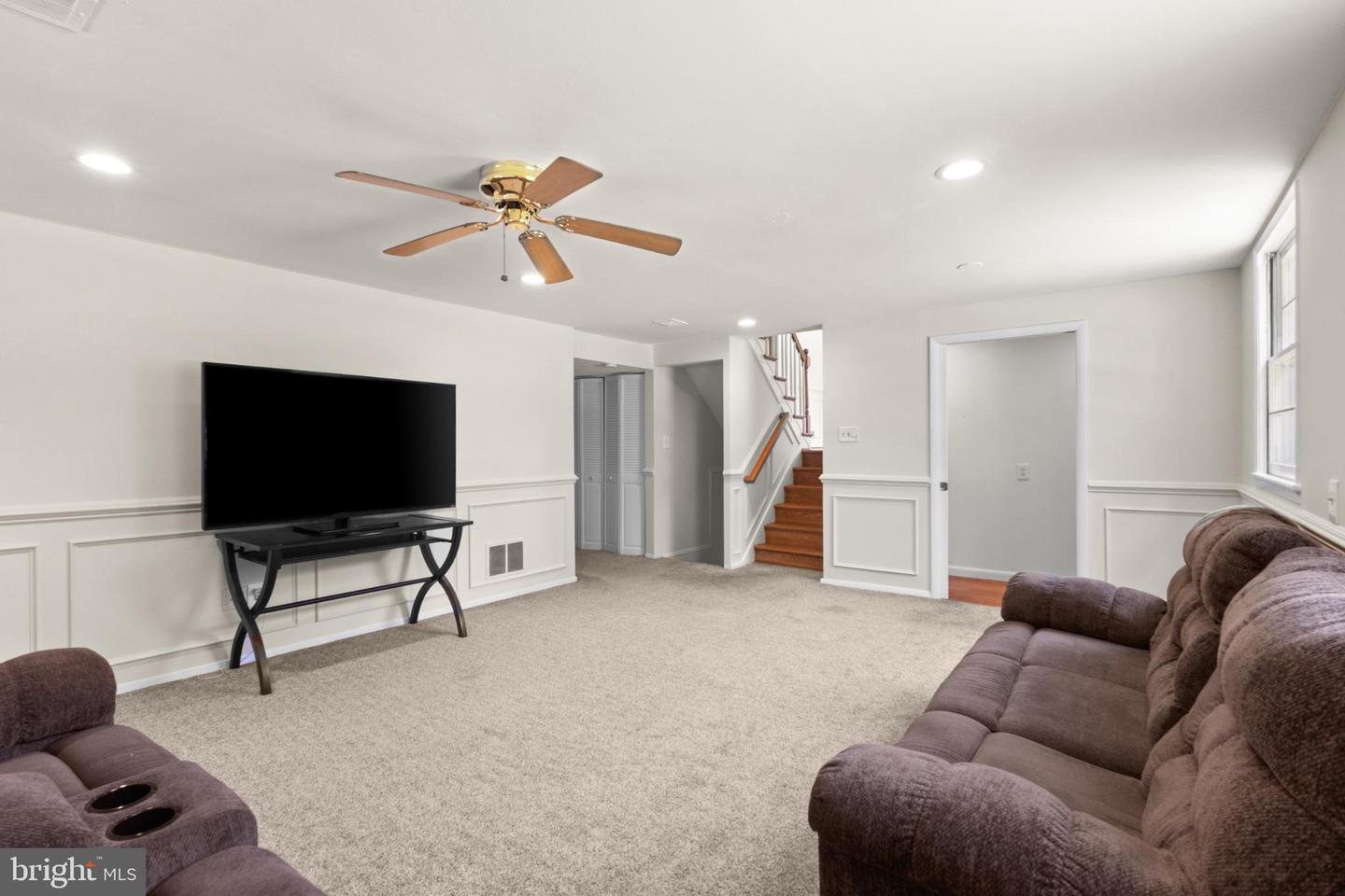 1811 WESTMORELAND ST, MCLEAN, Virginia 22101, 4 Bedrooms Bedrooms, 7 Rooms Rooms,3 BathroomsBathrooms,Residential,For sale,1811 WESTMORELAND ST,VAFX2262112 MLS # VAFX2262112