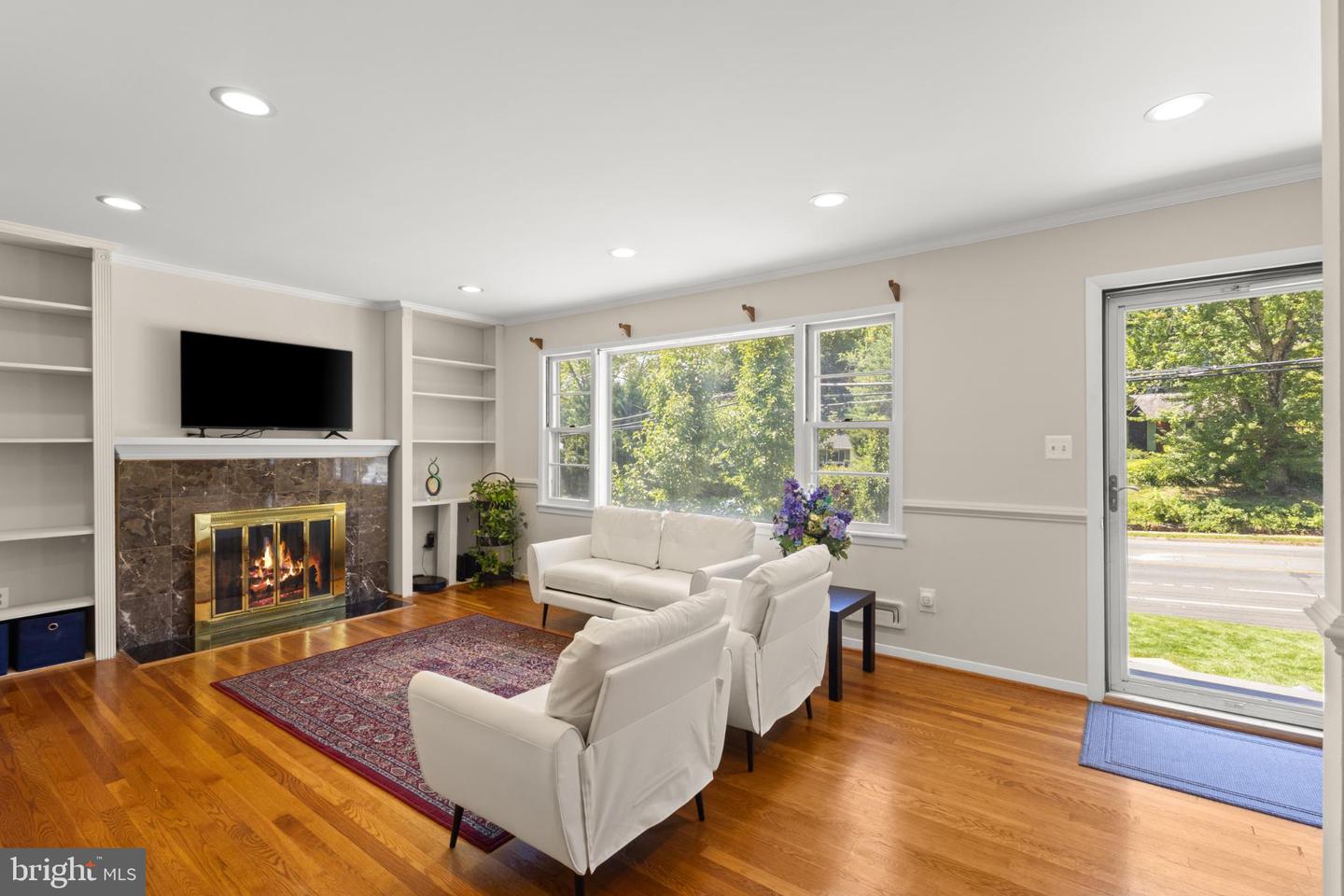 1811 WESTMORELAND ST, MCLEAN, Virginia 22101, 4 Bedrooms Bedrooms, 7 Rooms Rooms,3 BathroomsBathrooms,Residential,For sale,1811 WESTMORELAND ST,VAFX2262112 MLS # VAFX2262112