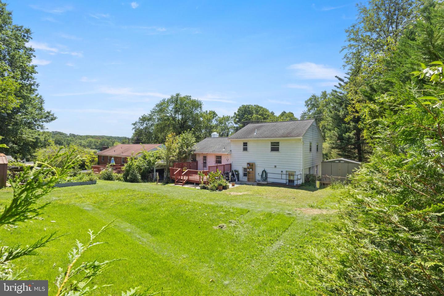 1811 WESTMORELAND ST, MCLEAN, Virginia 22101, 4 Bedrooms Bedrooms, 7 Rooms Rooms,3 BathroomsBathrooms,Residential,For sale,1811 WESTMORELAND ST,VAFX2262112 MLS # VAFX2262112