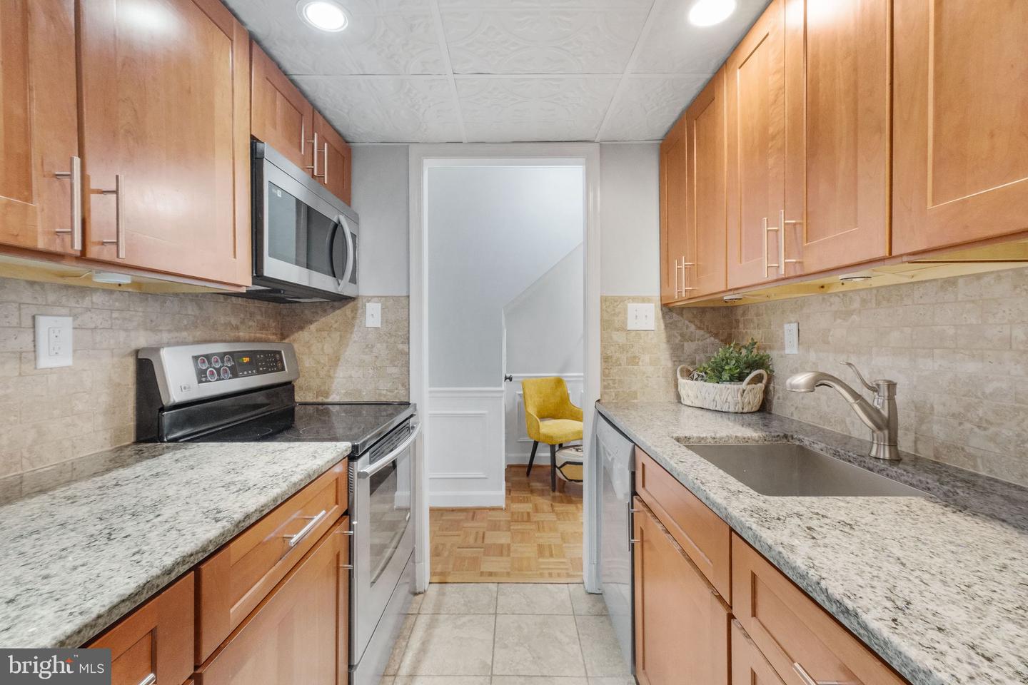 4617 1/2 MACARTHUR BLVD NW #A, WASHINGTON, District Of Columbia 20007, 1 Bedroom Bedrooms, ,1 BathroomBathrooms,Residential,For sale,4617 1/2 MACARTHUR BLVD NW #A,DCDC2215804 MLS # DCDC2215804