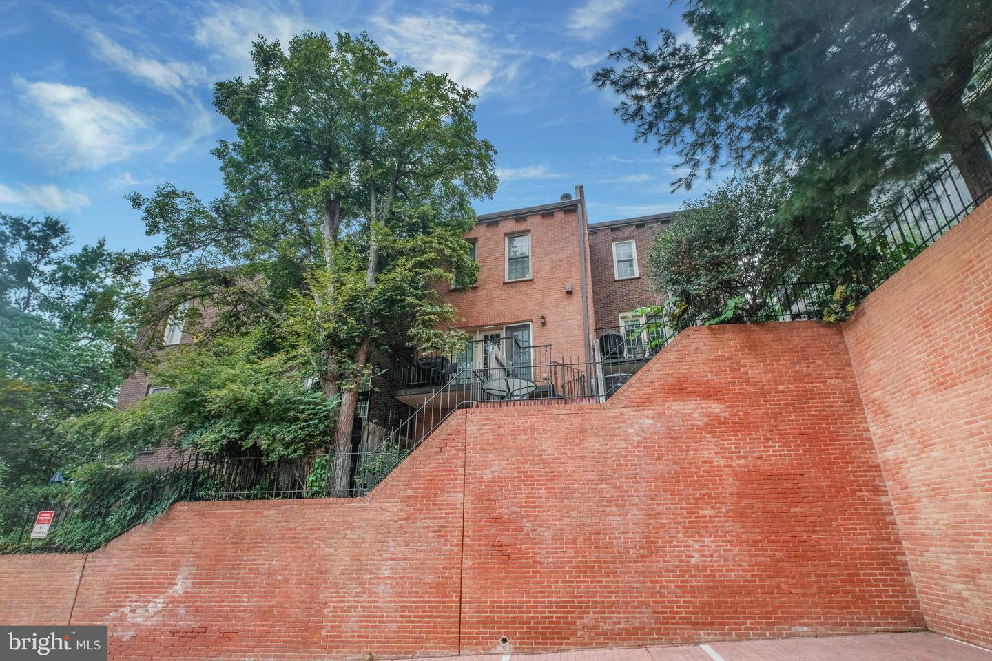 4617 1/2 MACARTHUR BLVD NW #A, WASHINGTON, District Of Columbia 20007, 1 Bedroom Bedrooms, ,1 BathroomBathrooms,Residential,For sale,4617 1/2 MACARTHUR BLVD NW #A,DCDC2215804 MLS # DCDC2215804