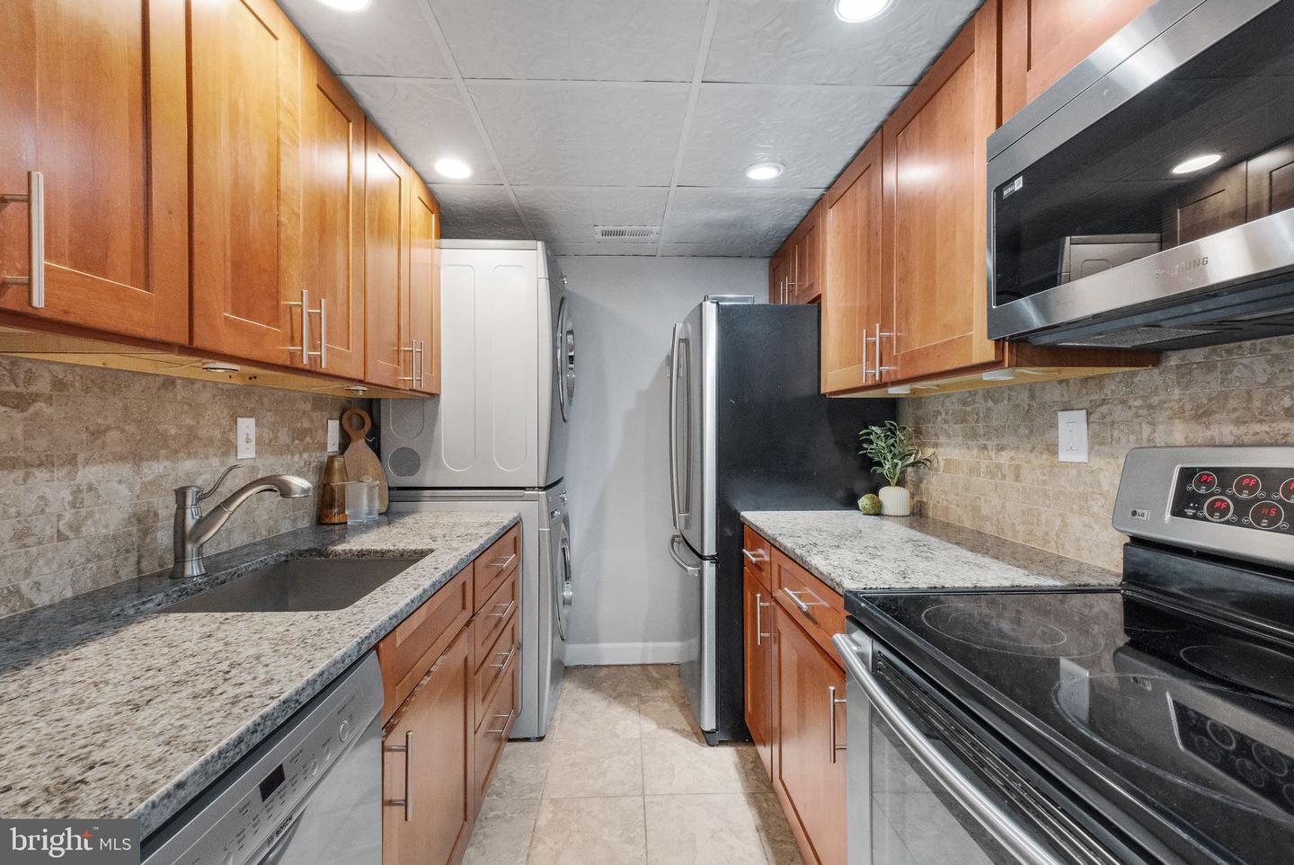 4617 1/2 MACARTHUR BLVD NW #A, WASHINGTON, District Of Columbia 20007, 1 Bedroom Bedrooms, ,1 BathroomBathrooms,Residential,For sale,4617 1/2 MACARTHUR BLVD NW #A,DCDC2215804 MLS # DCDC2215804