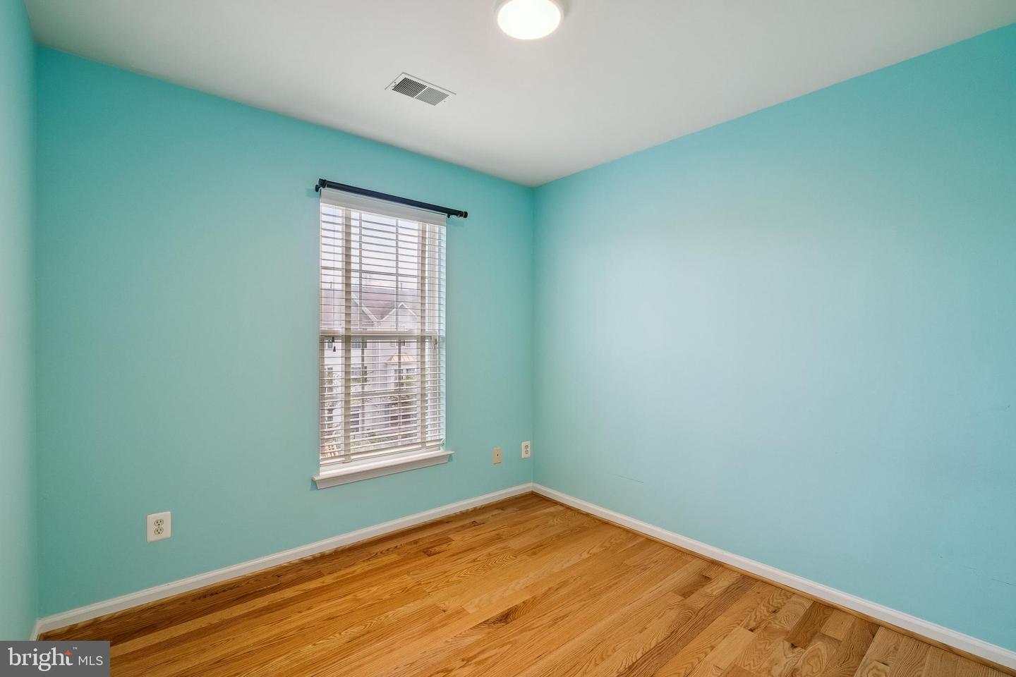 13683 SAINT JOHNS WOOD PL, HERNDON, Virginia 20171, 4 Bedrooms Bedrooms, ,3 BathroomsBathrooms,Residential,For sale,13683 SAINT JOHNS WOOD PL,VAFX2262084 MLS # VAFX2262084