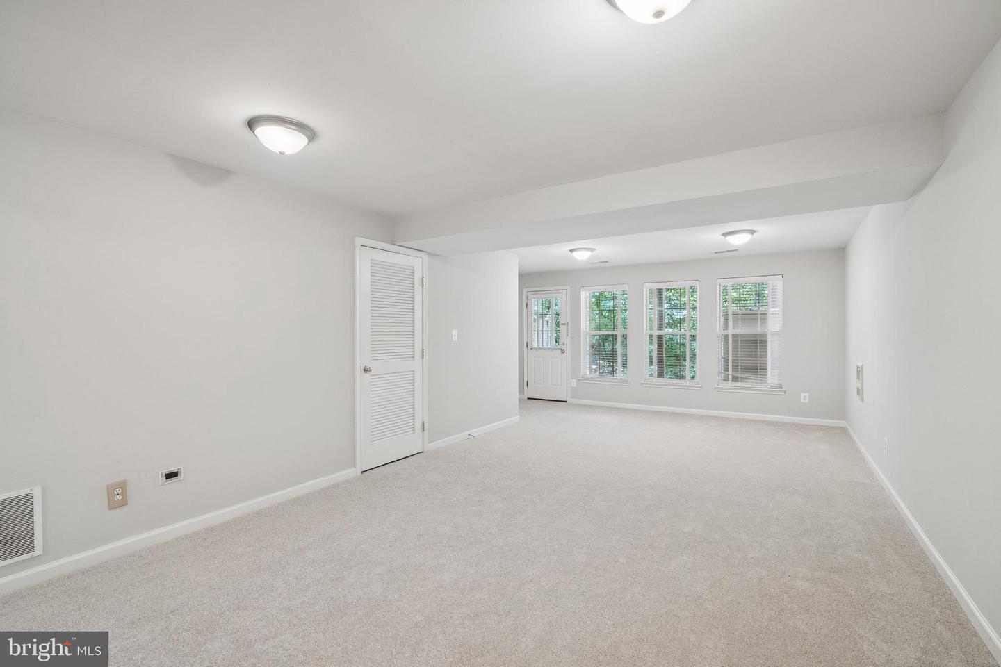 13683 SAINT JOHNS WOOD PL, HERNDON, Virginia 20171, 4 Bedrooms Bedrooms, ,3 BathroomsBathrooms,Residential,For sale,13683 SAINT JOHNS WOOD PL,VAFX2262084 MLS # VAFX2262084