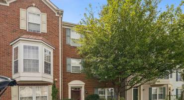 13683 SAINT JOHNS WOOD PL, HERNDON, Virginia 20171, 4 Bedrooms Bedrooms, ,3 BathroomsBathrooms,Residential,For sale,13683 SAINT JOHNS WOOD PL,VAFX2262084 MLS # VAFX2262084