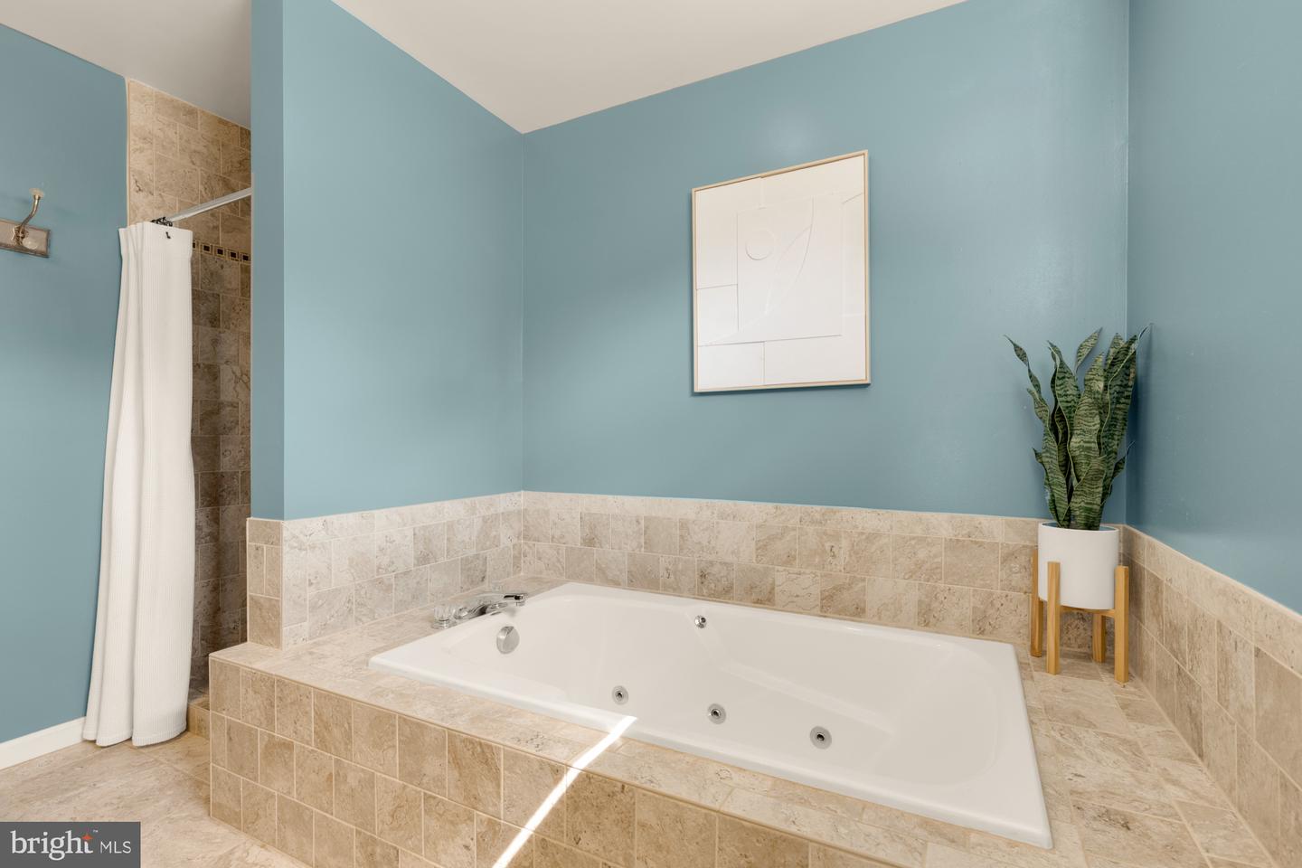 1725 DOUGLAS ST NE, WASHINGTON, District Of Columbia 20018, 3 Bedrooms Bedrooms, ,3 BathroomsBathrooms,Residential,For sale,1725 DOUGLAS ST NE,DCDC2215784 MLS # DCDC2215784