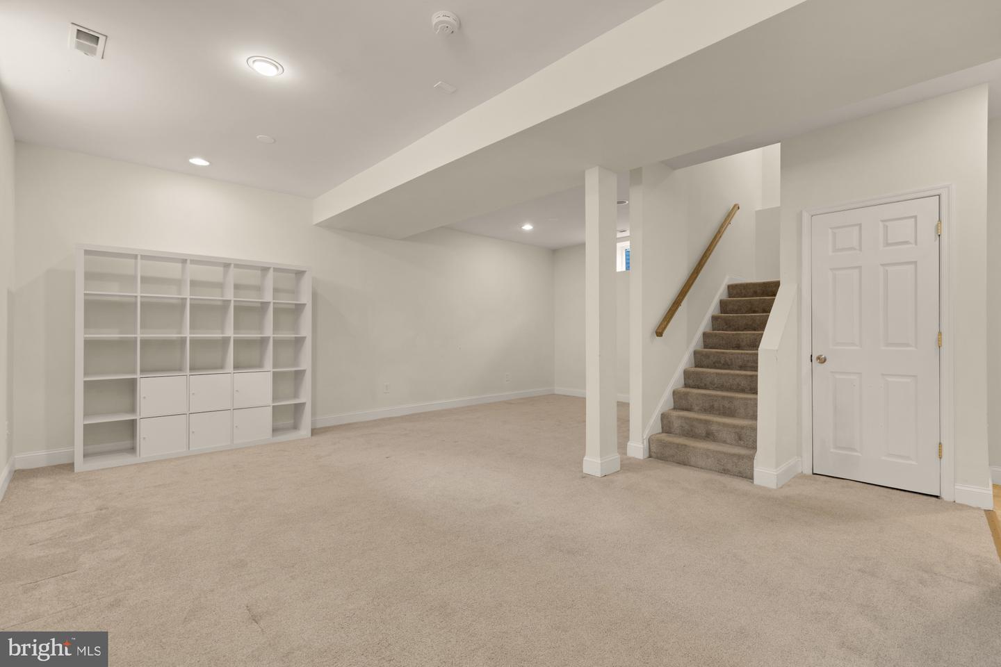 1725 DOUGLAS ST NE, WASHINGTON, District Of Columbia 20018, 3 Bedrooms Bedrooms, ,3 BathroomsBathrooms,Residential,For sale,1725 DOUGLAS ST NE,DCDC2215784 MLS # DCDC2215784