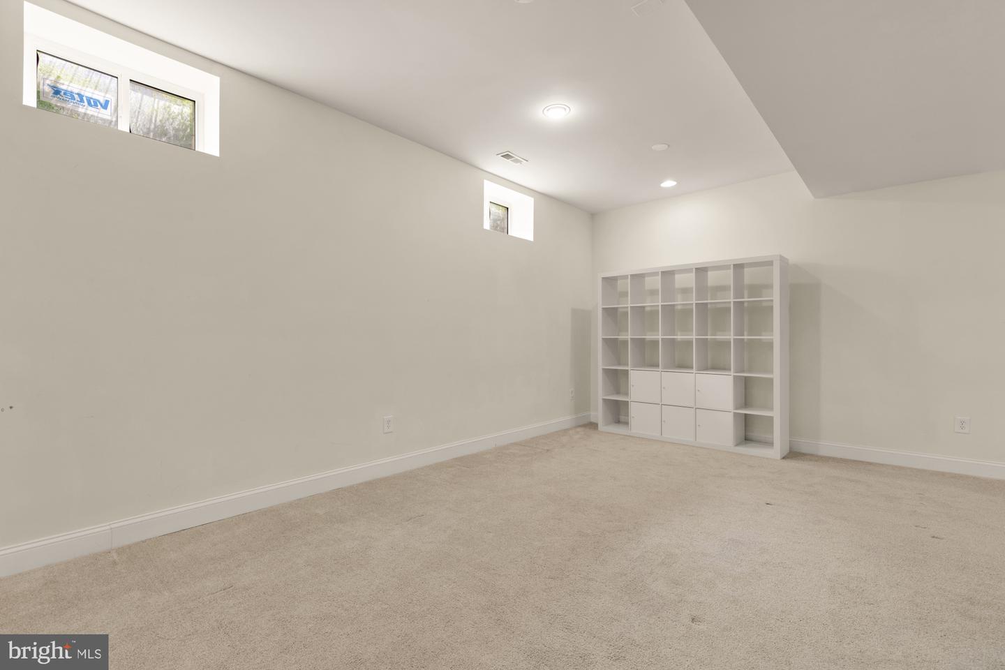 1725 DOUGLAS ST NE, WASHINGTON, District Of Columbia 20018, 3 Bedrooms Bedrooms, ,3 BathroomsBathrooms,Residential,For sale,1725 DOUGLAS ST NE,DCDC2215784 MLS # DCDC2215784