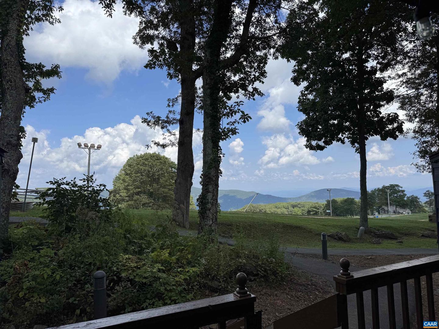 233 TIMBERS CONDOS, WINTERGREEN RESORT, Virginia 22967, 1 Bedroom Bedrooms, ,1 BathroomBathrooms,Residential,For sale,233 TIMBERS CONDOS,668009 MLS # 668009