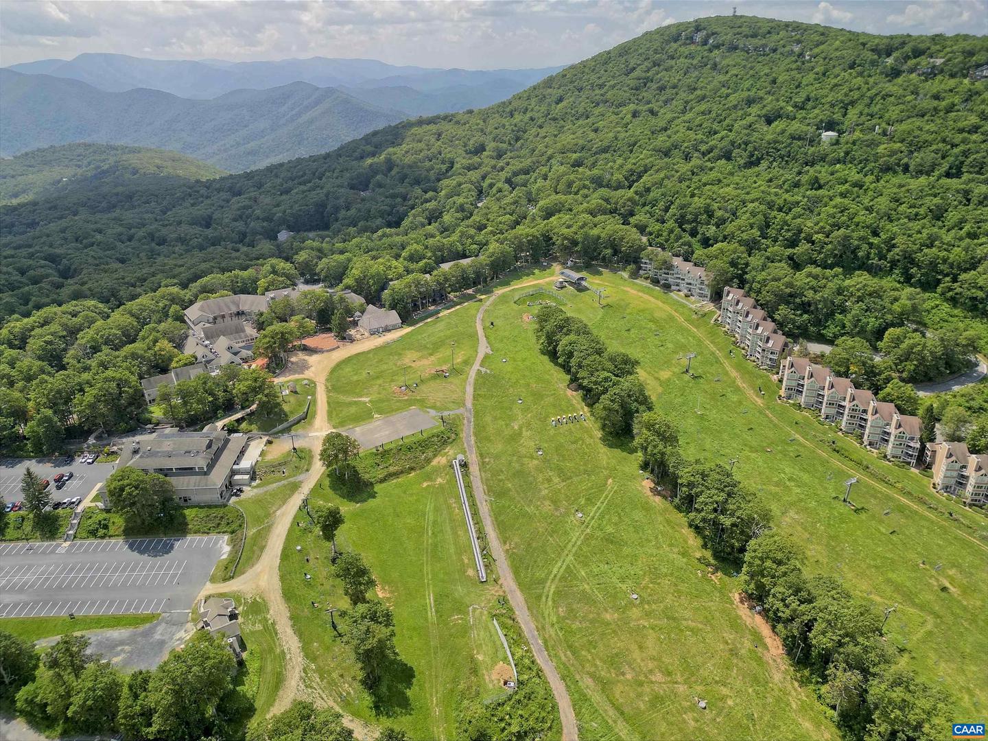 233 TIMBERS CONDOS, WINTERGREEN RESORT, Virginia 22967, 1 Bedroom Bedrooms, ,1 BathroomBathrooms,Residential,For sale,233 TIMBERS CONDOS,668009 MLS # 668009