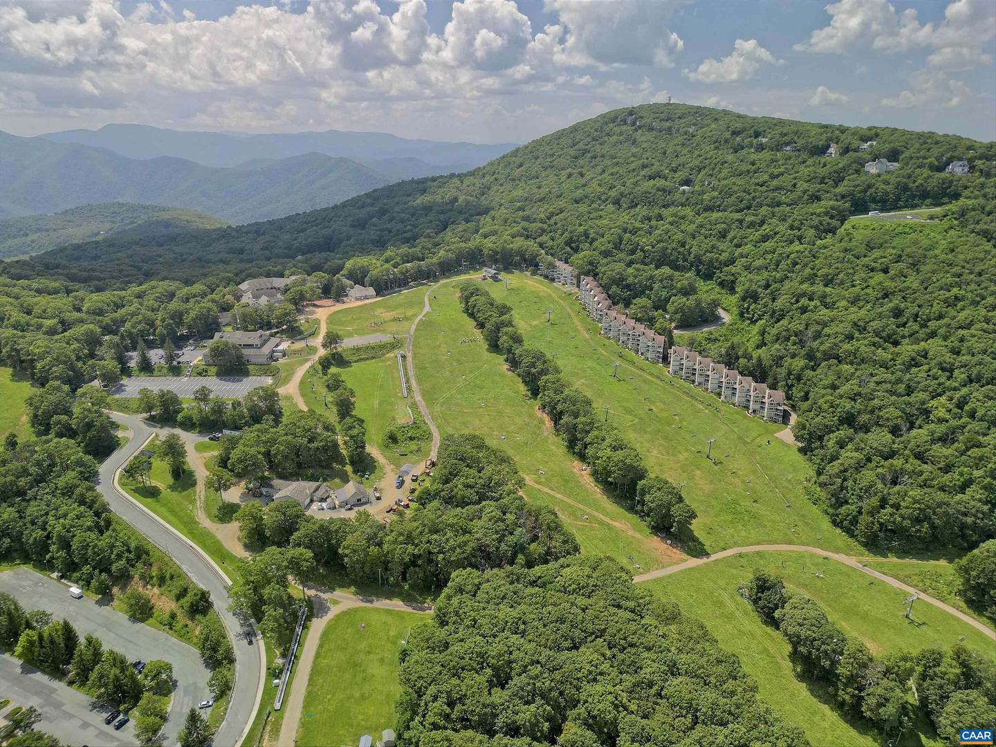 233 TIMBERS CONDOS, WINTERGREEN RESORT, Virginia 22967, 1 Bedroom Bedrooms, ,1 BathroomBathrooms,Residential,For sale,233 TIMBERS CONDOS,668009 MLS # 668009