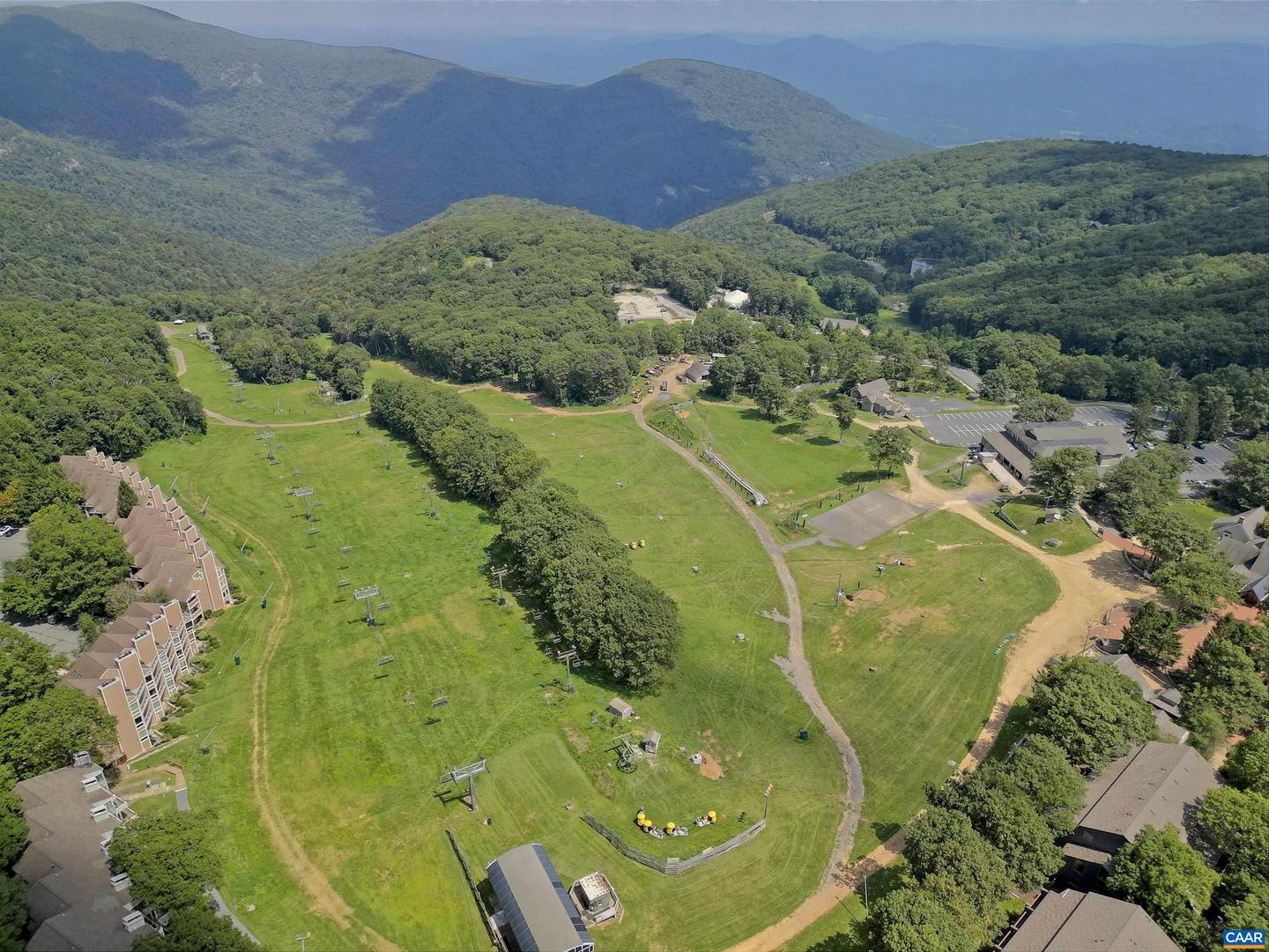 233 TIMBERS CONDOS, WINTERGREEN RESORT, Virginia 22967, 1 Bedroom Bedrooms, ,1 BathroomBathrooms,Residential,For sale,233 TIMBERS CONDOS,668009 MLS # 668009