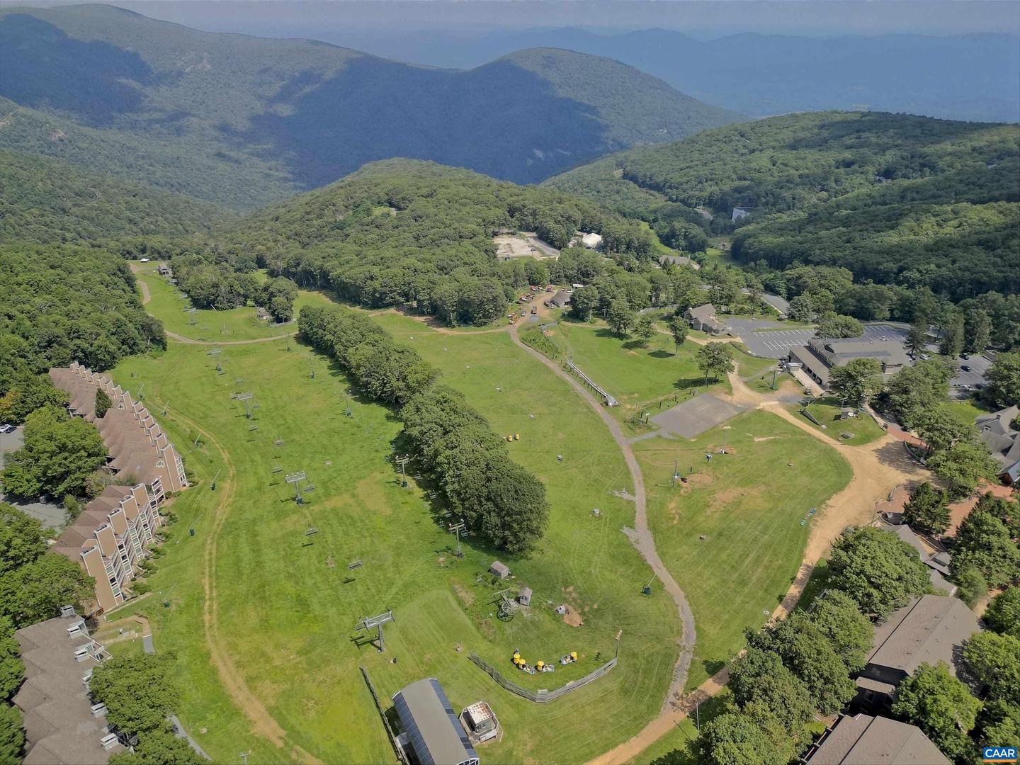 233 TIMBERS CONDOS, WINTERGREEN RESORT, Virginia 22967, 1 Bedroom Bedrooms, ,1 BathroomBathrooms,Residential,For sale,233 TIMBERS CONDOS,668009 MLS # 668009