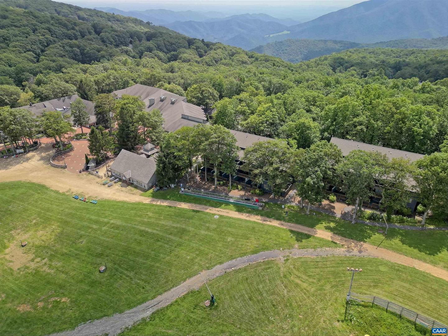 233 TIMBERS CONDOS, WINTERGREEN RESORT, Virginia 22967, 1 Bedroom Bedrooms, ,1 BathroomBathrooms,Residential,For sale,233 TIMBERS CONDOS,668009 MLS # 668009