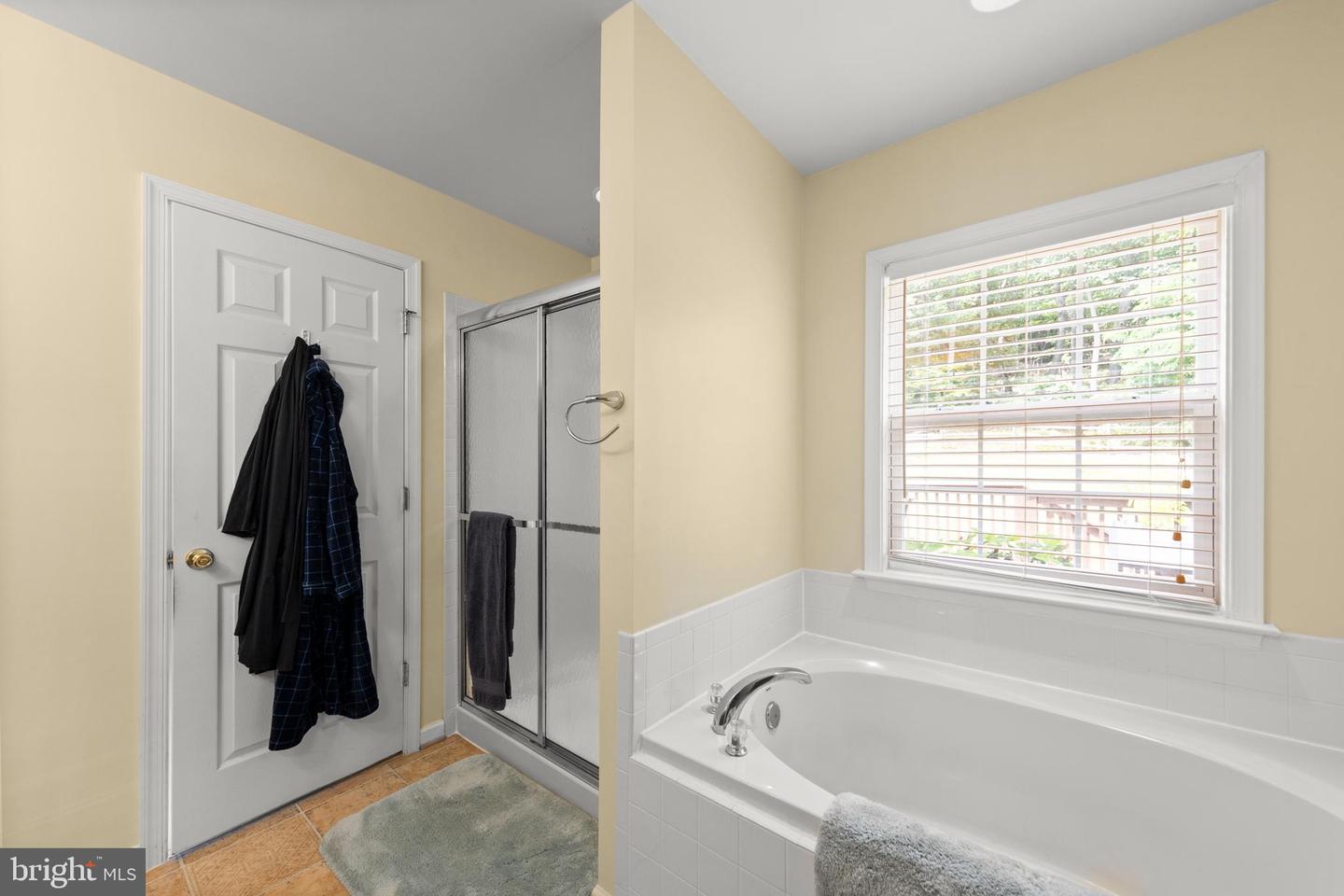 102 ELK, WINCHESTER, Virginia 22602, 4 Bedrooms Bedrooms, ,3 BathroomsBathrooms,Residential,For sale,102 ELK,VAFV2036242 MLS # VAFV2036242