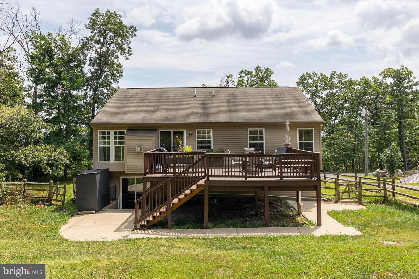 102 ELK, WINCHESTER, Virginia 22602, 4 Bedrooms Bedrooms, ,3 BathroomsBathrooms,Residential,For sale,102 ELK,VAFV2036242 MLS # VAFV2036242