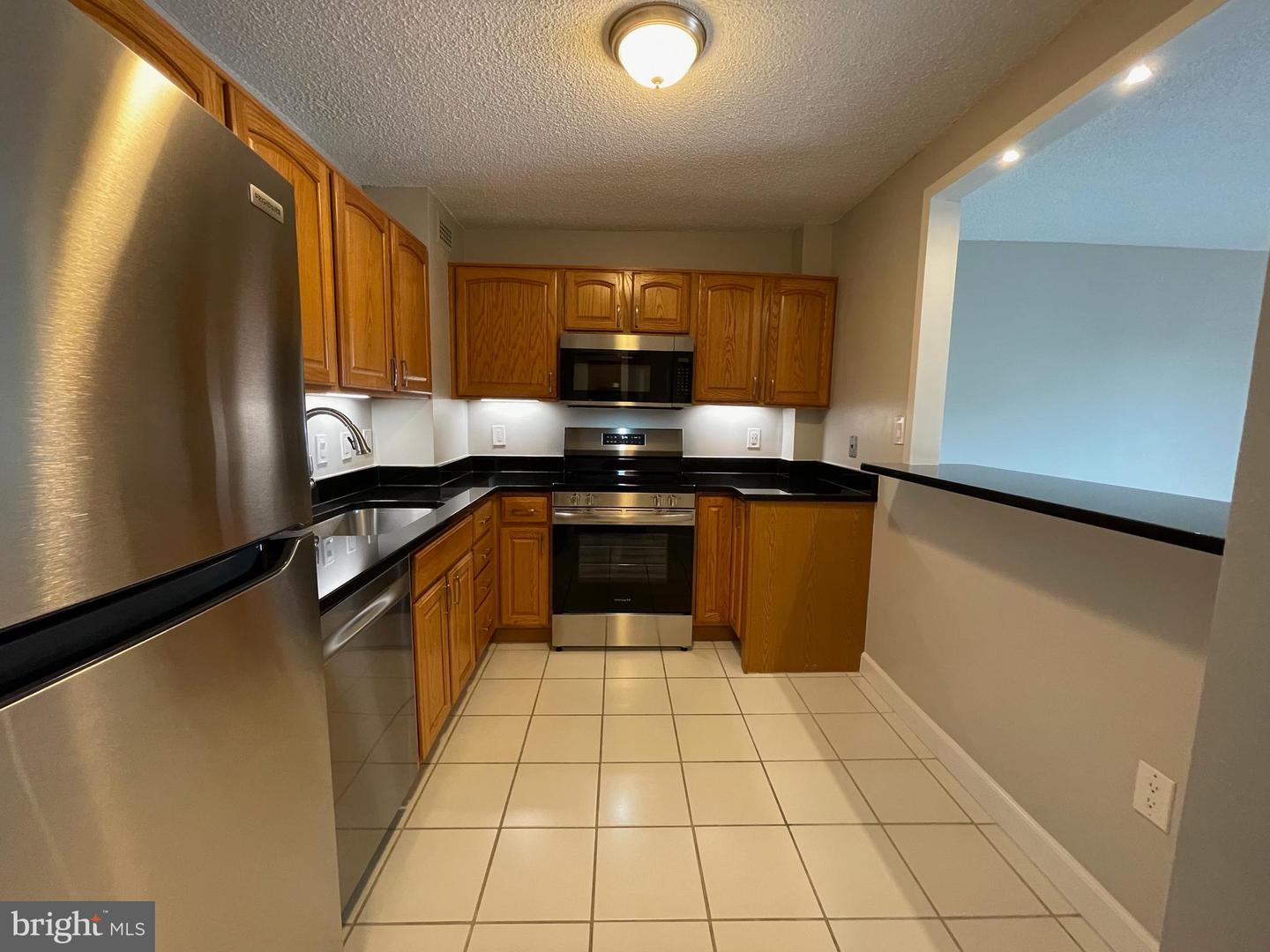 200 N PICKETT ST N #703, ALEXANDRIA, Virginia 22304, 2 Bedrooms Bedrooms, ,2 BathroomsBathrooms,Residential,For sale,200 N PICKETT ST N #703,VAAX2048712 MLS # VAAX2048712