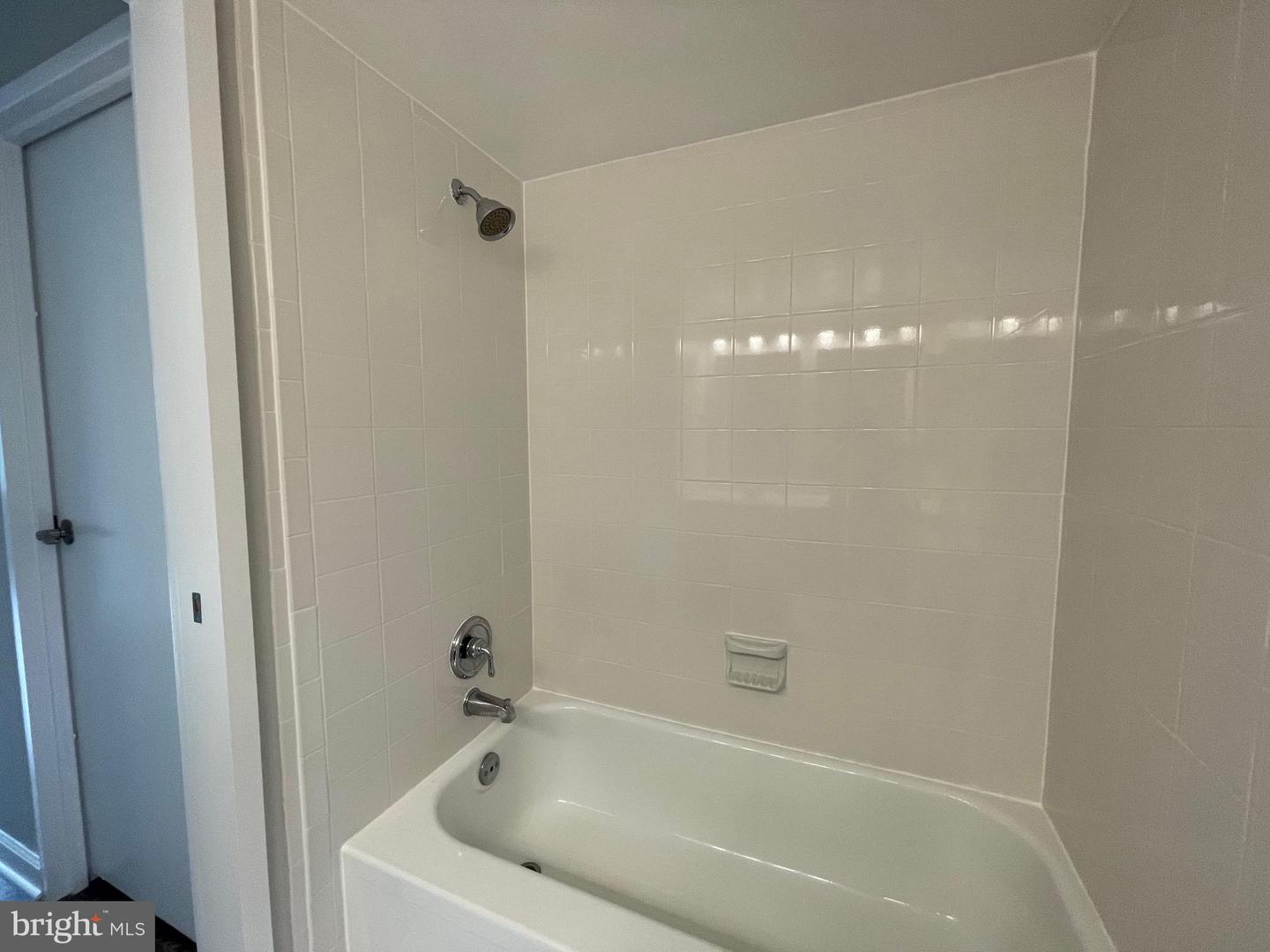200 N PICKETT ST N #703, ALEXANDRIA, Virginia 22304, 2 Bedrooms Bedrooms, ,2 BathroomsBathrooms,Residential,For sale,200 N PICKETT ST N #703,VAAX2048712 MLS # VAAX2048712