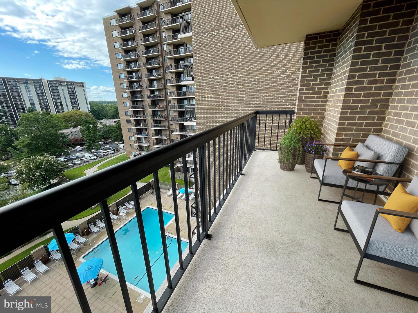 200 N PICKETT ST N #703, ALEXANDRIA, Virginia 22304, 2 Bedrooms Bedrooms, ,2 BathroomsBathrooms,Residential,For sale,200 N PICKETT ST N #703,VAAX2048712 MLS # VAAX2048712