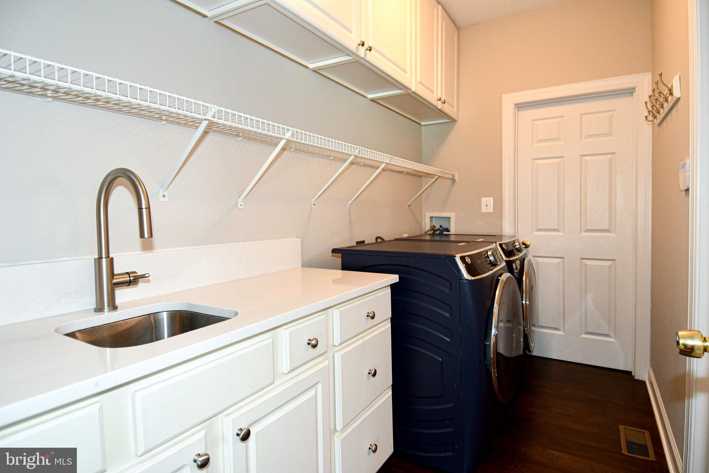 43281 JOHN DANFORTH CT, ASHBURN, Virginia 20147, 6 Bedrooms Bedrooms, ,5 BathroomsBathrooms,Residential,For sale,43281 JOHN DANFORTH CT,VALO2104800 MLS # VALO2104800