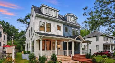 2105-A COMMONWEALTH AVE, ALEXANDRIA, Virginia 22301, 4 Bedrooms Bedrooms, 9 Rooms Rooms,3 BathroomsBathrooms,Residential,For sale,2105-A COMMONWEALTH AVE,VAAX2048732 MLS # VAAX2048732