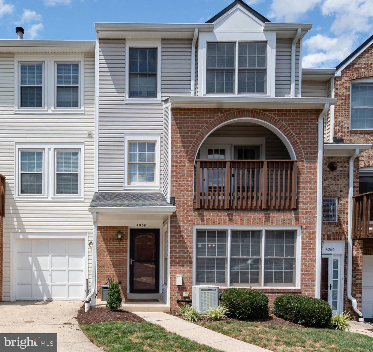 4068 CHETHAM WAY, WOODBRIDGE, Virginia 22192, 3 Bedrooms Bedrooms, 11 Rooms Rooms,2 BathroomsBathrooms,Residential,For sale,4068 CHETHAM WAY,VAPW2101752 MLS # VAPW2101752