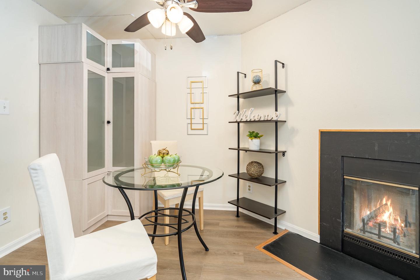 4068 CHETHAM WAY, WOODBRIDGE, Virginia 22192, 3 Bedrooms Bedrooms, 11 Rooms Rooms,2 BathroomsBathrooms,Residential,For sale,4068 CHETHAM WAY,VAPW2101752 MLS # VAPW2101752
