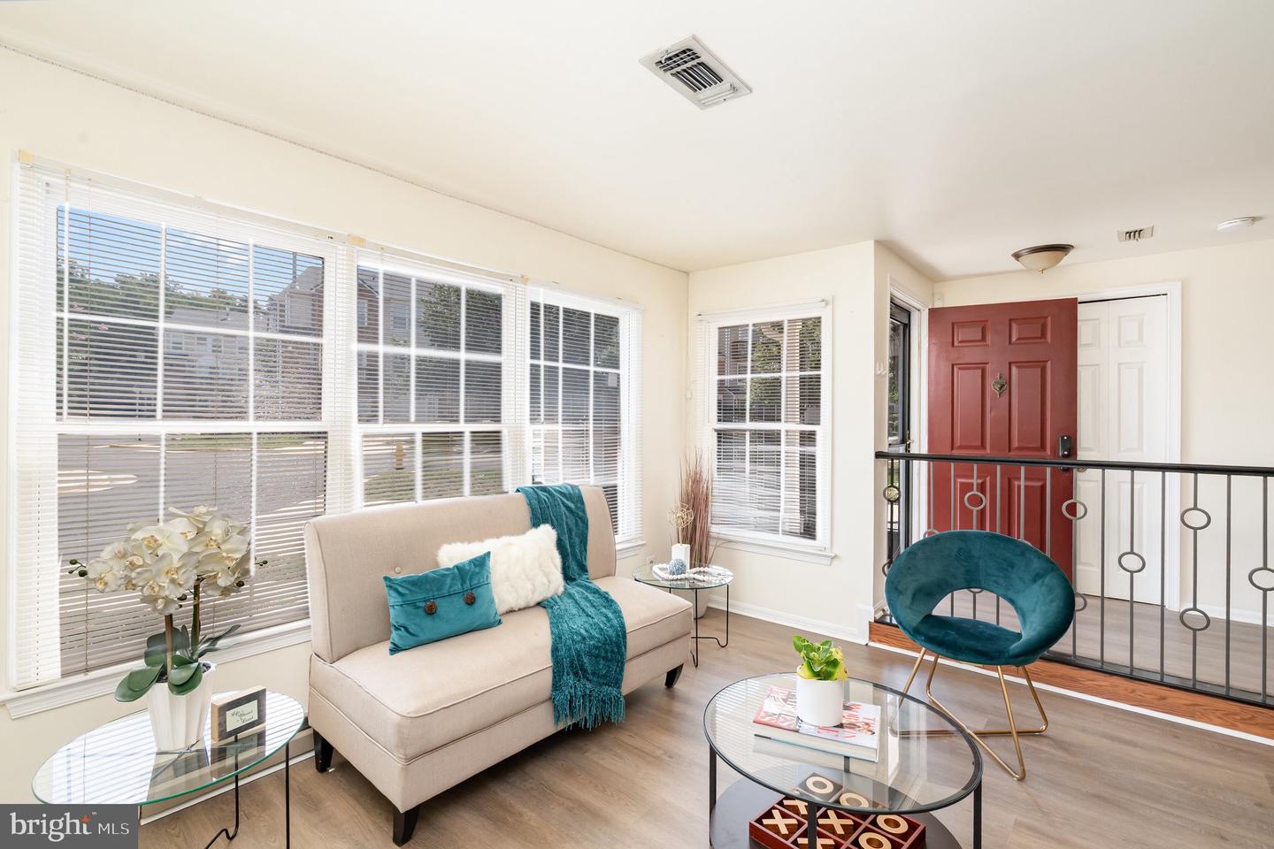 4068 CHETHAM WAY, WOODBRIDGE, Virginia 22192, 3 Bedrooms Bedrooms, 11 Rooms Rooms,2 BathroomsBathrooms,Residential,For sale,4068 CHETHAM WAY,VAPW2101752 MLS # VAPW2101752