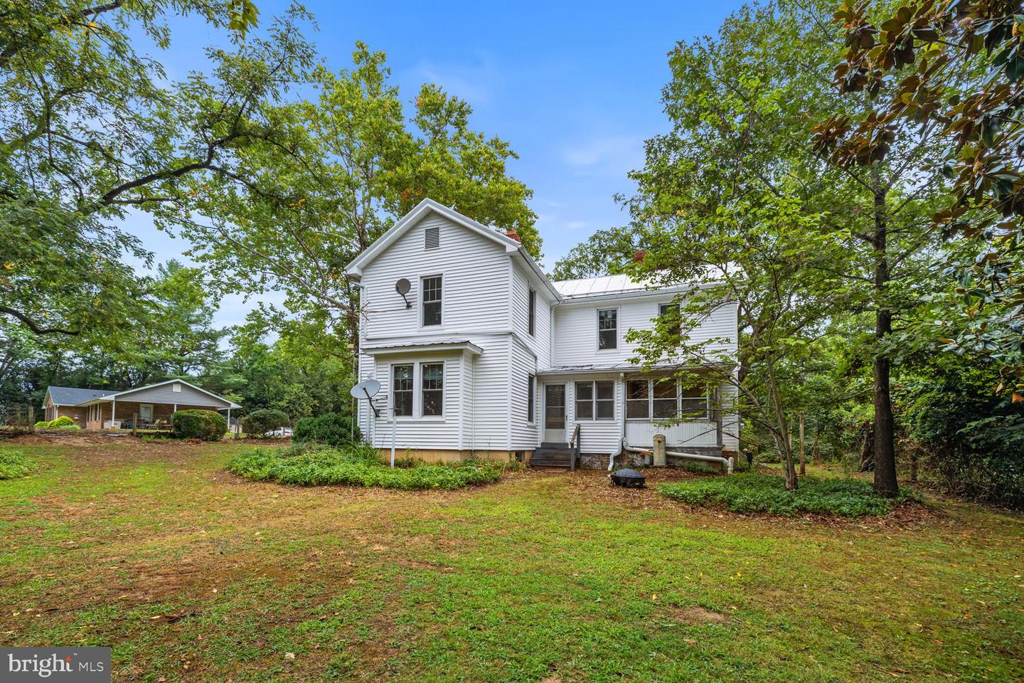 1676 LAKEVIEW DR, WOODSTOCK, Virginia 22664, 3 Bedrooms Bedrooms, ,2 BathroomsBathrooms,Residential,For sale,1676 LAKEVIEW DR,VASH2012270 MLS # VASH2012270